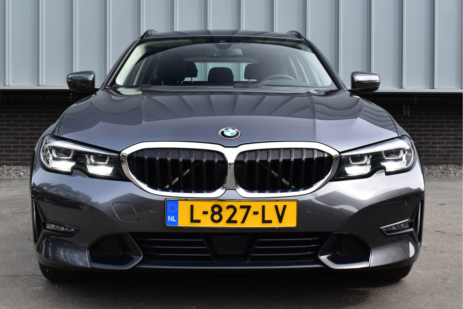 Foto van BMW 330i