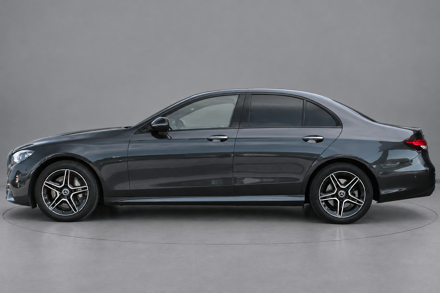 Foto van Mercedes-Benz E 300 E