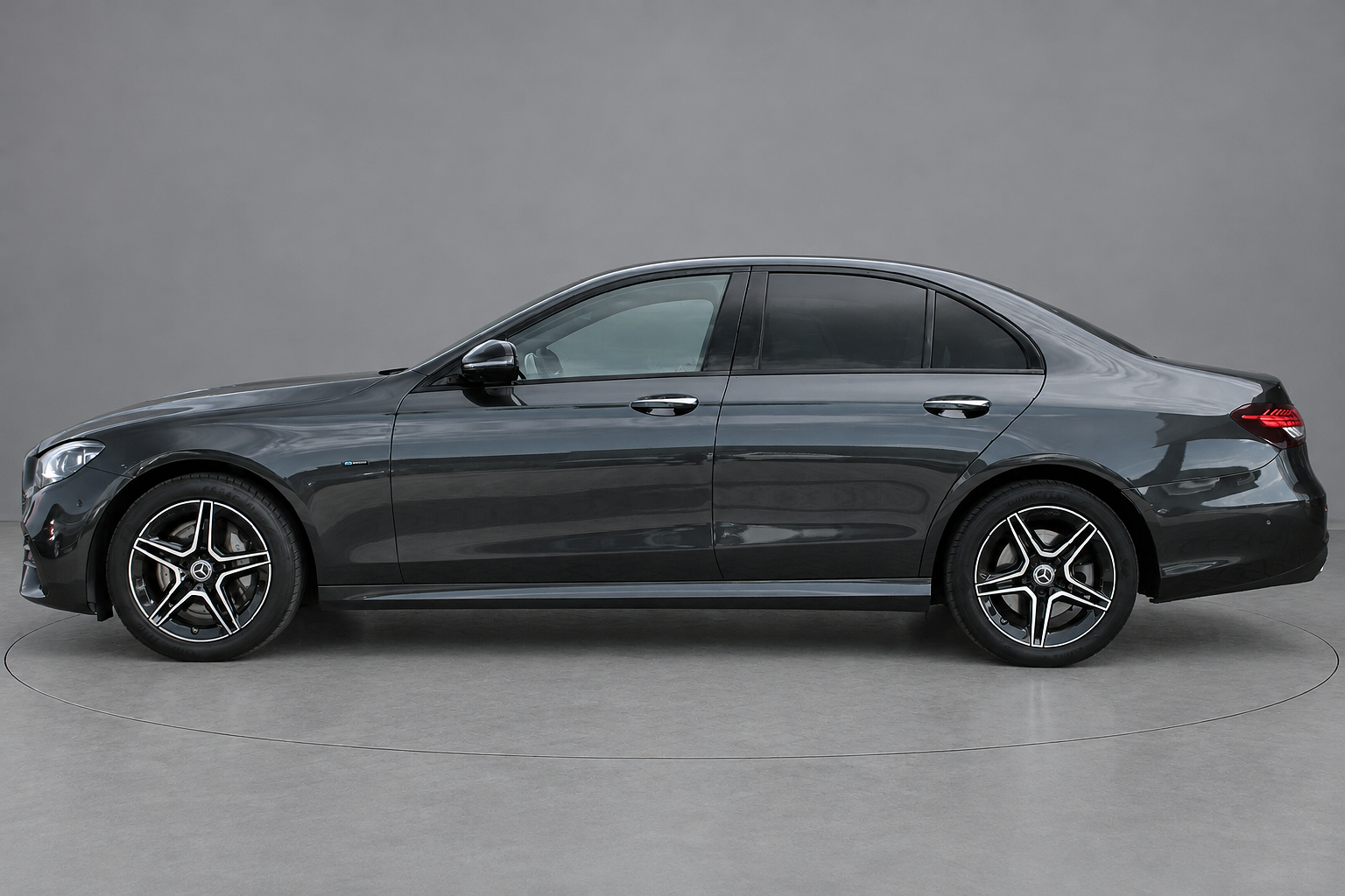 Foto van Mercedes-Benz E 300 E