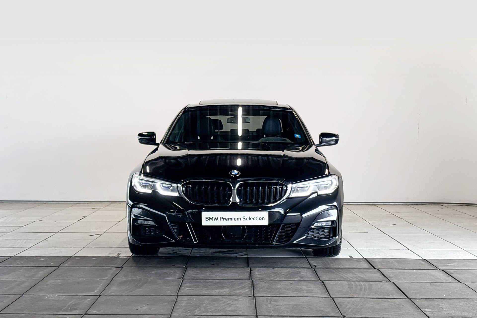 Foto van BMW 330i