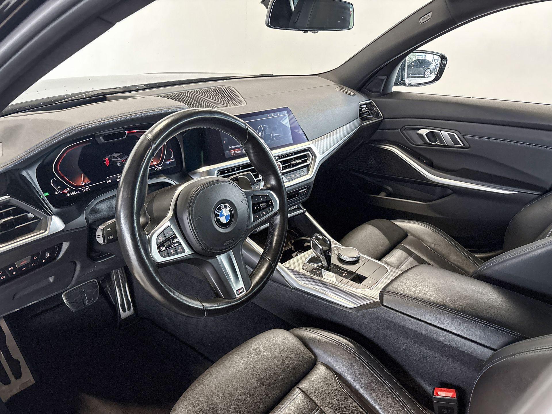 Foto van BMW 330i