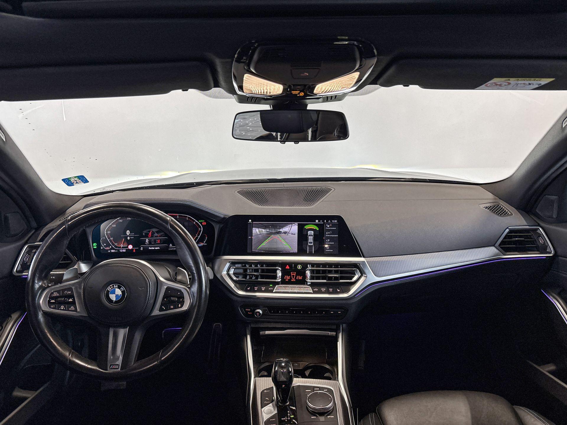 Foto van BMW 330i