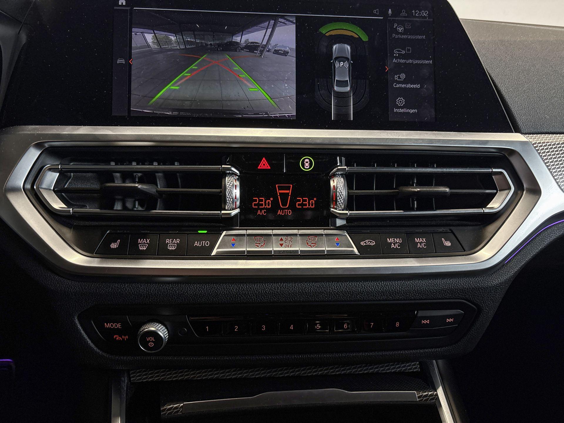 Foto van BMW 330i