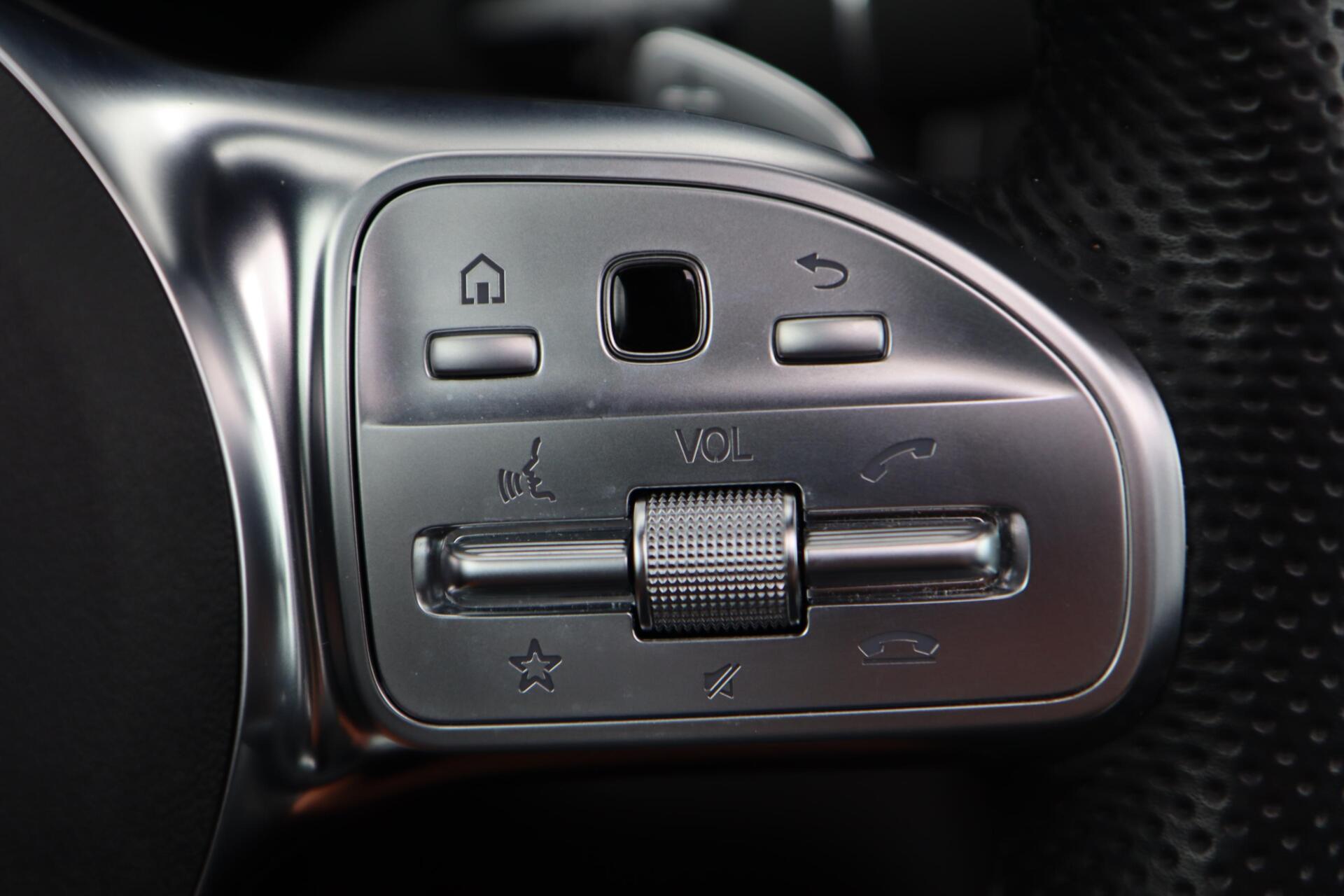 Foto van Mercedes-Benz GLC 300 E 4Matic