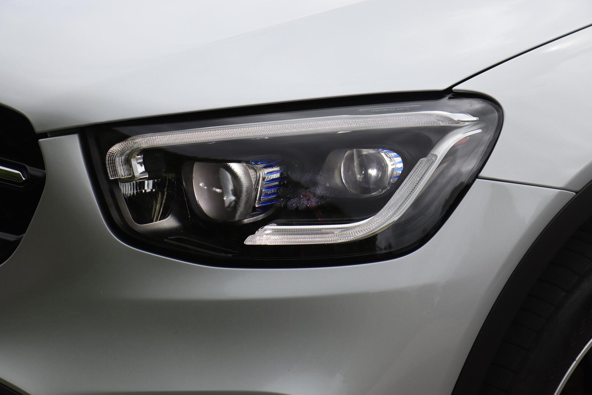 Foto van Mercedes-Benz GLC 300 E 4Matic