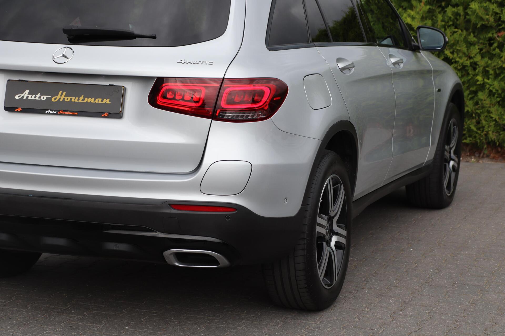 Foto van Mercedes-Benz GLC 300 E 4Matic