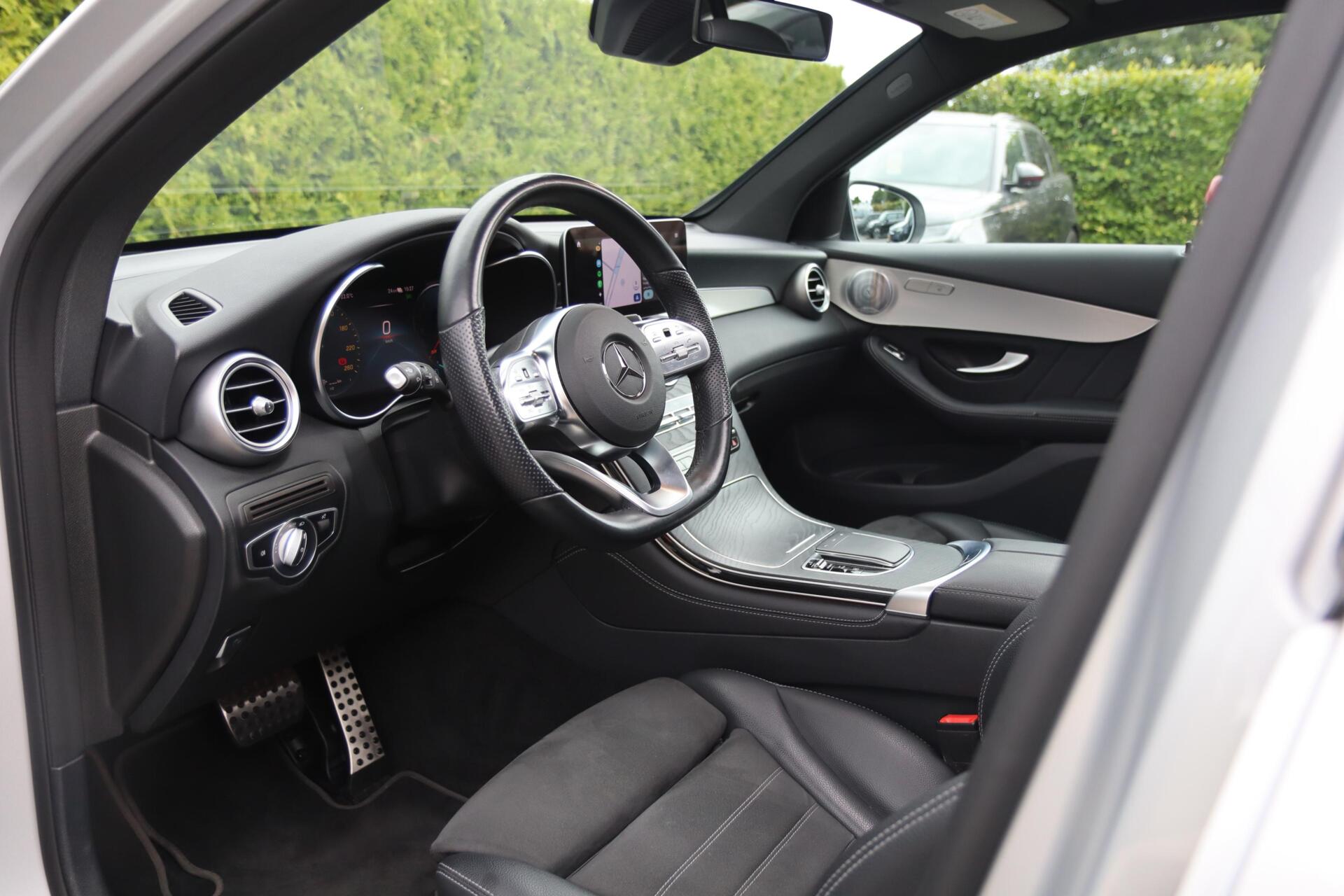 Foto van Mercedes-Benz GLC 300 E 4Matic