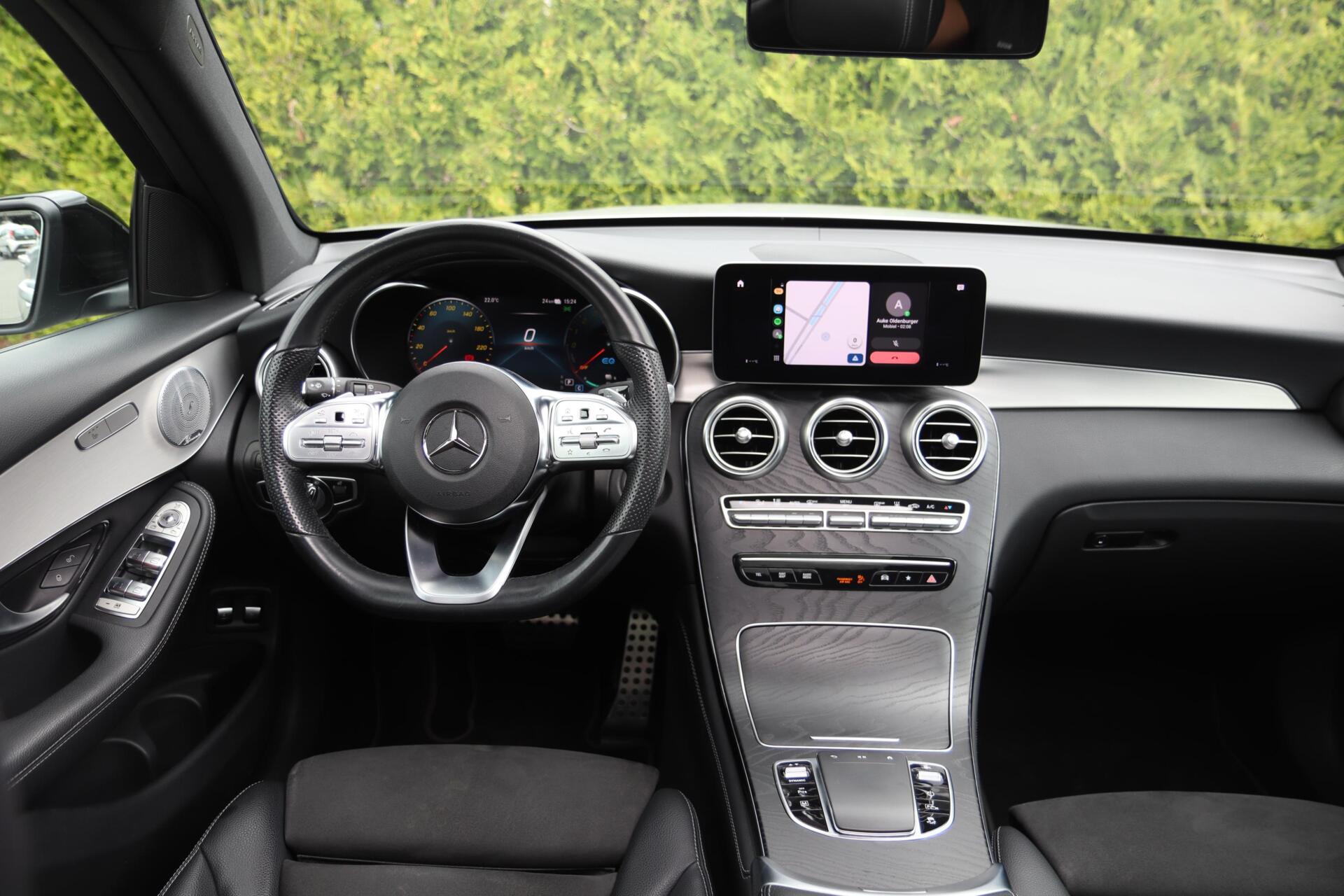 Foto van Mercedes-Benz GLC 300 E 4Matic