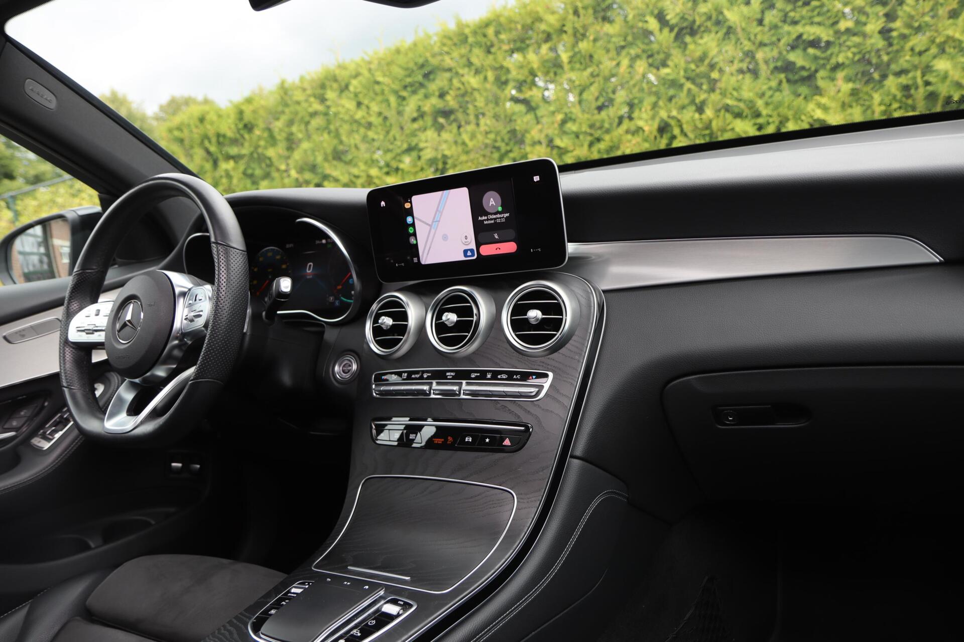 Foto van Mercedes-Benz GLC 300 E 4Matic