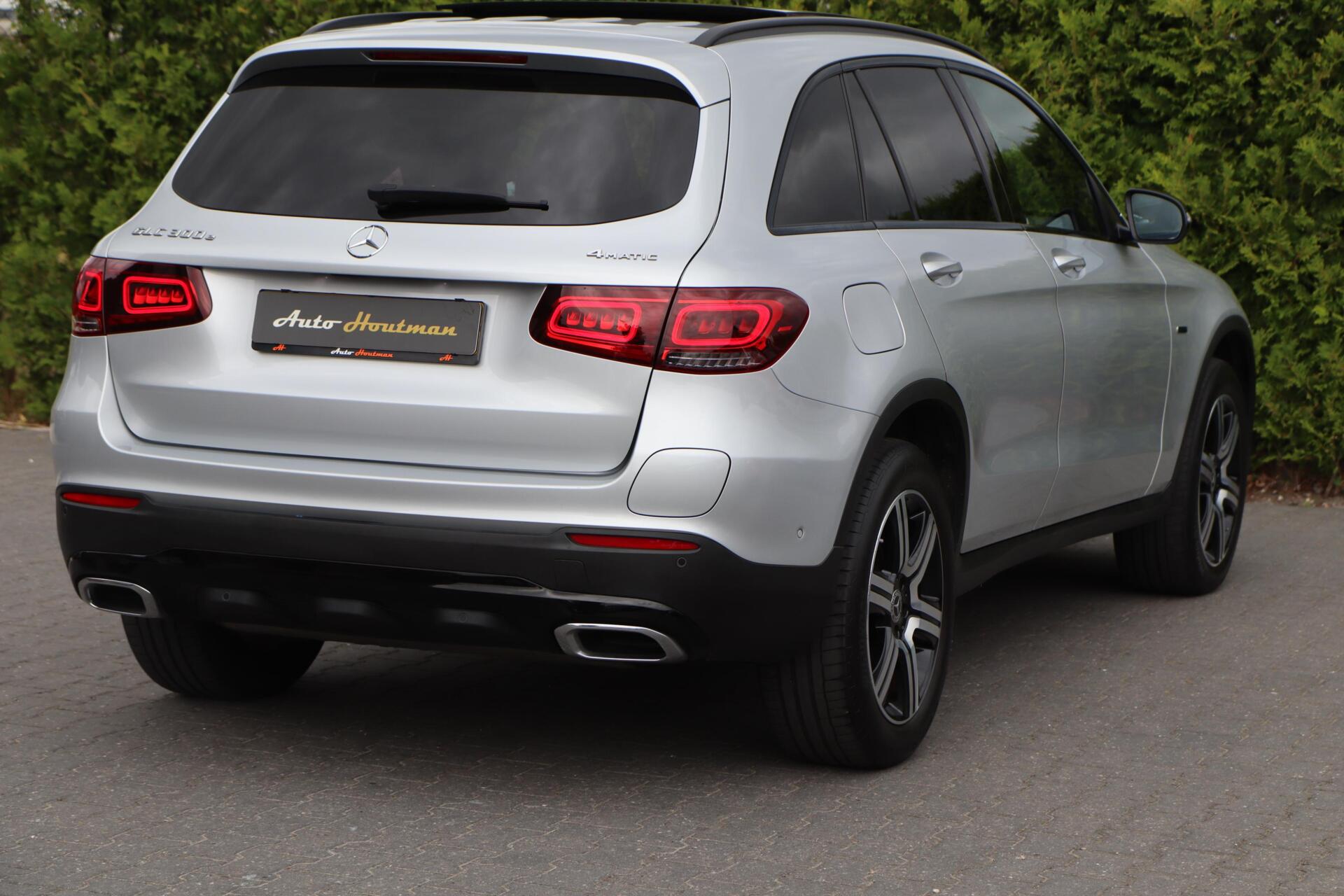 Foto van Mercedes-Benz GLC 300 E 4Matic