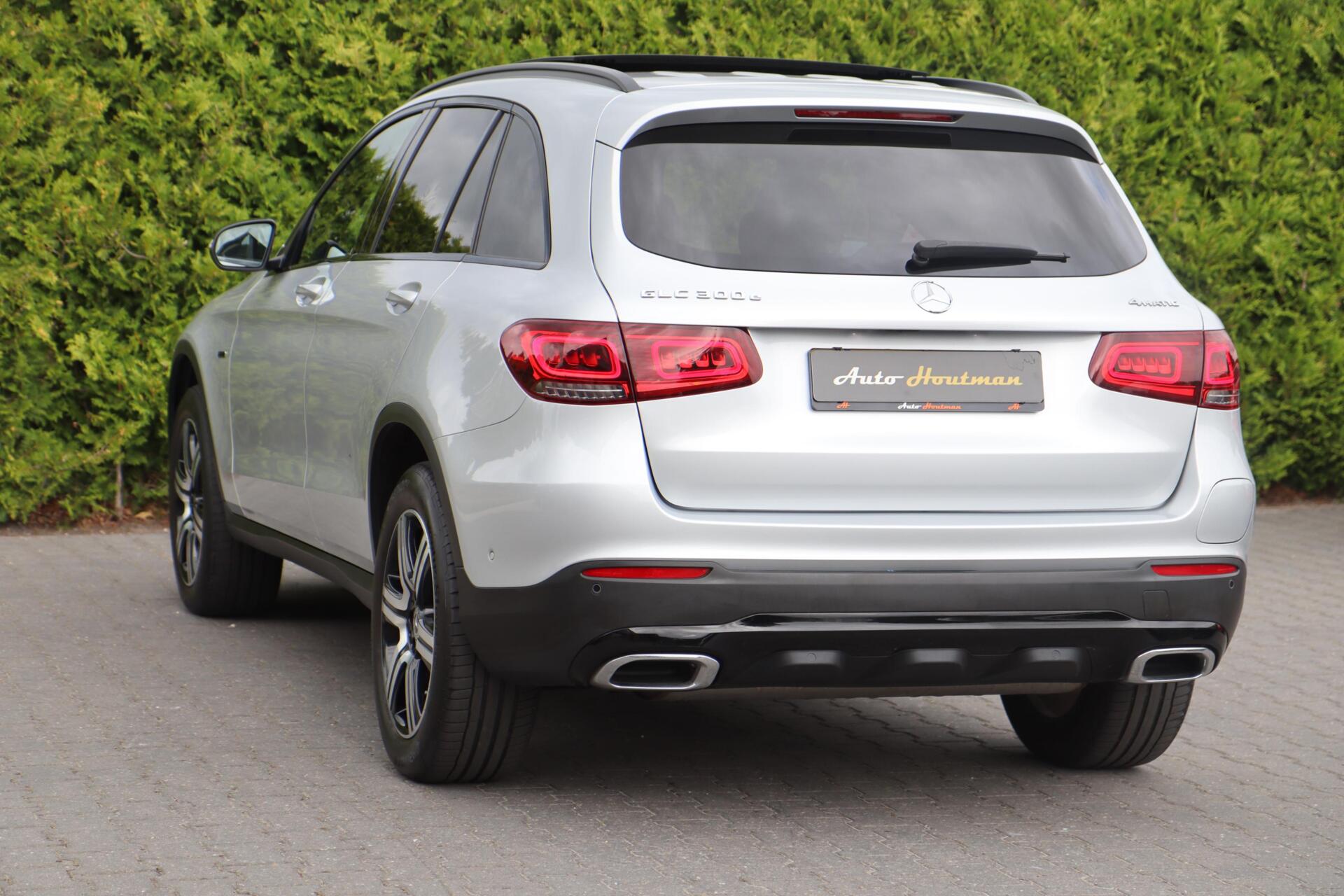 Foto van Mercedes-Benz GLC 300 E 4Matic