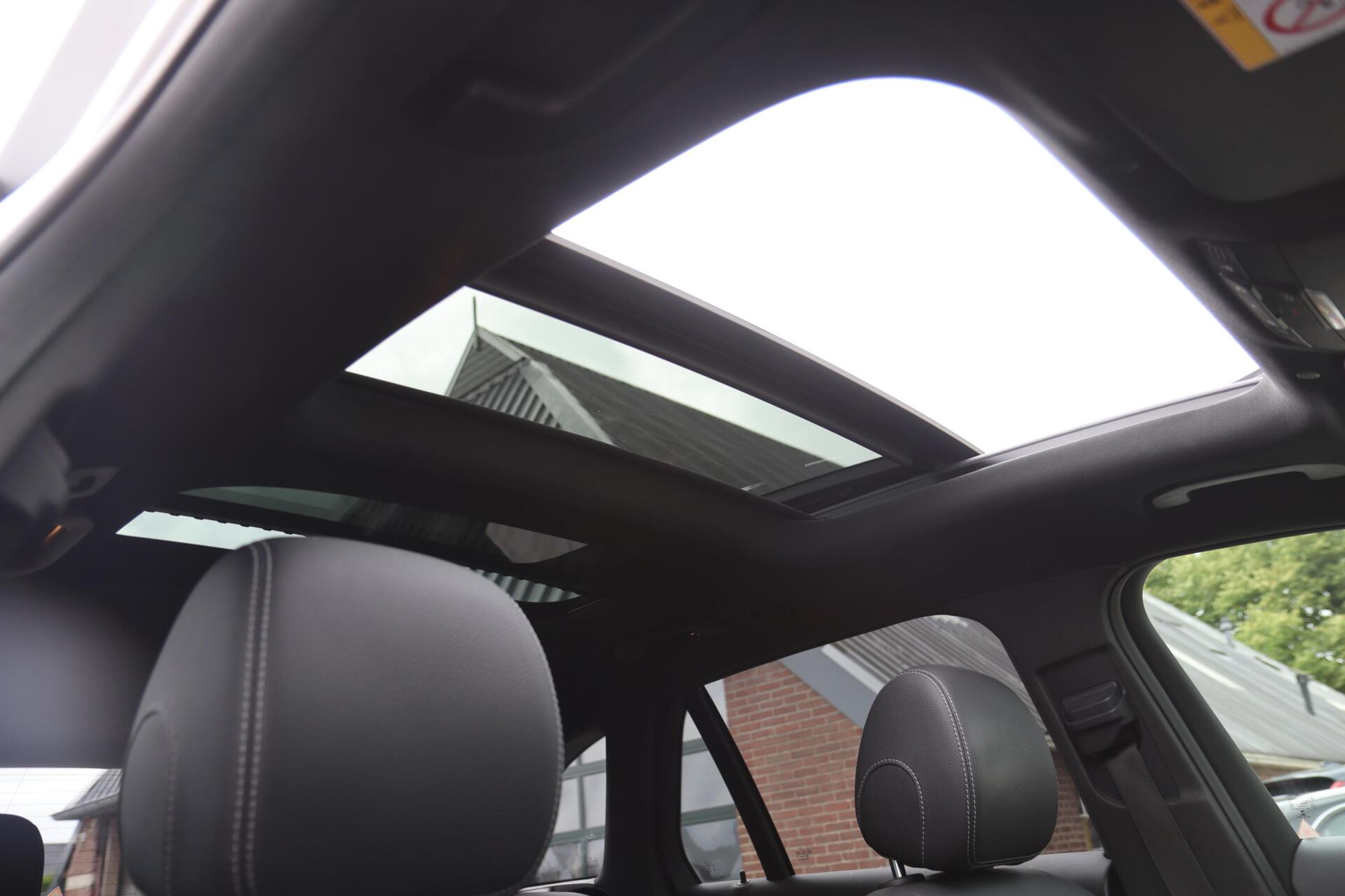 Foto van Mercedes-Benz GLC 300 E 4Matic