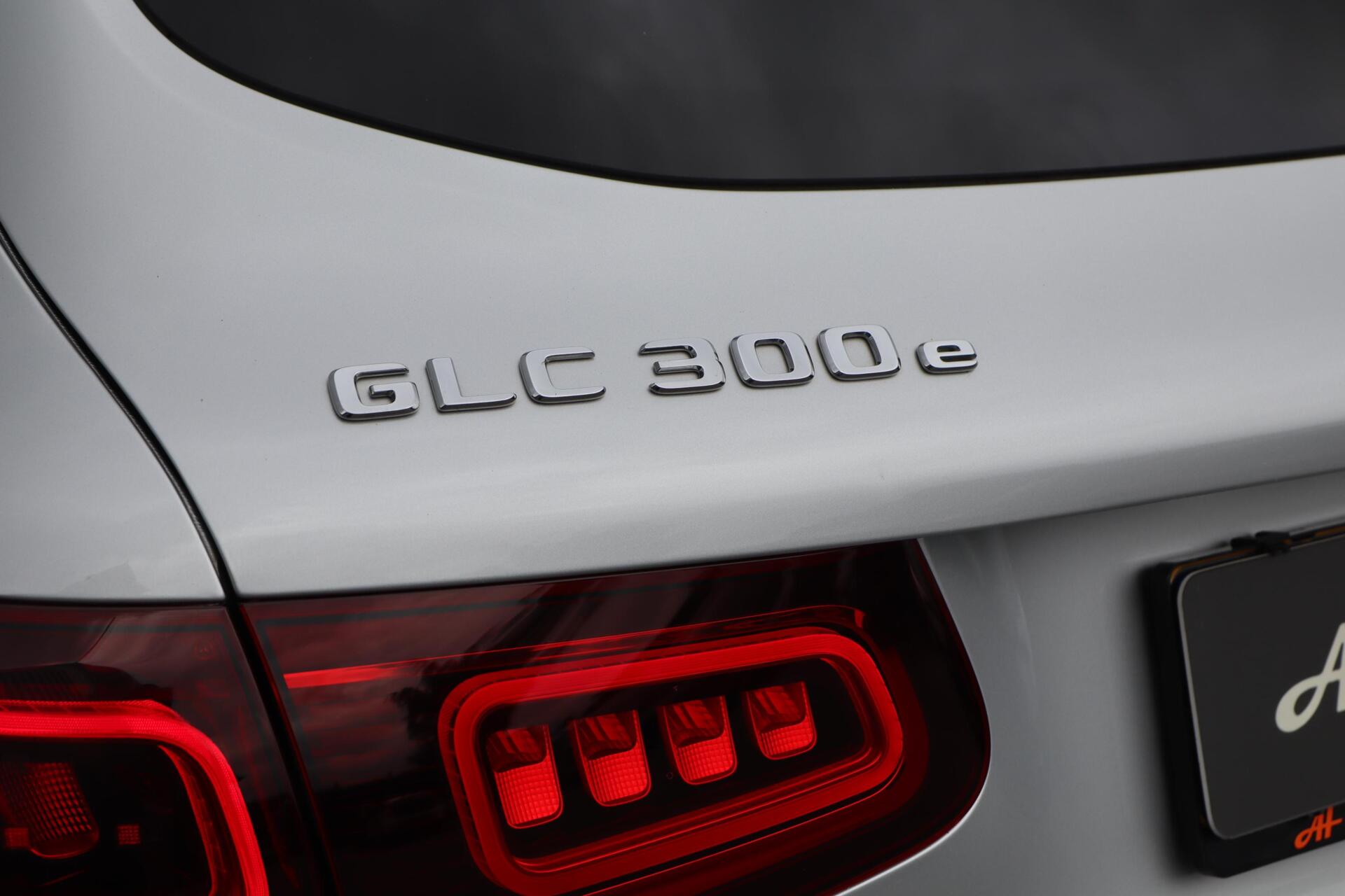 Foto van Mercedes-Benz GLC 300 E 4Matic