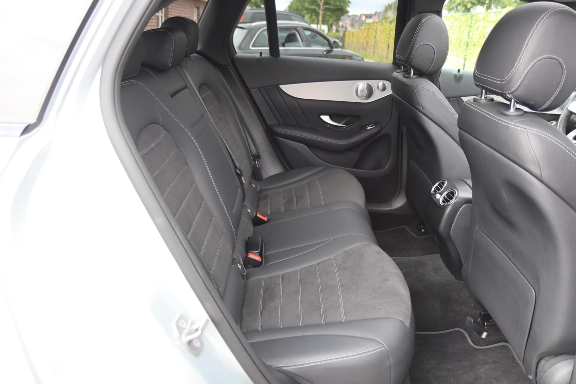 Foto van Mercedes-Benz GLC 300 E 4Matic