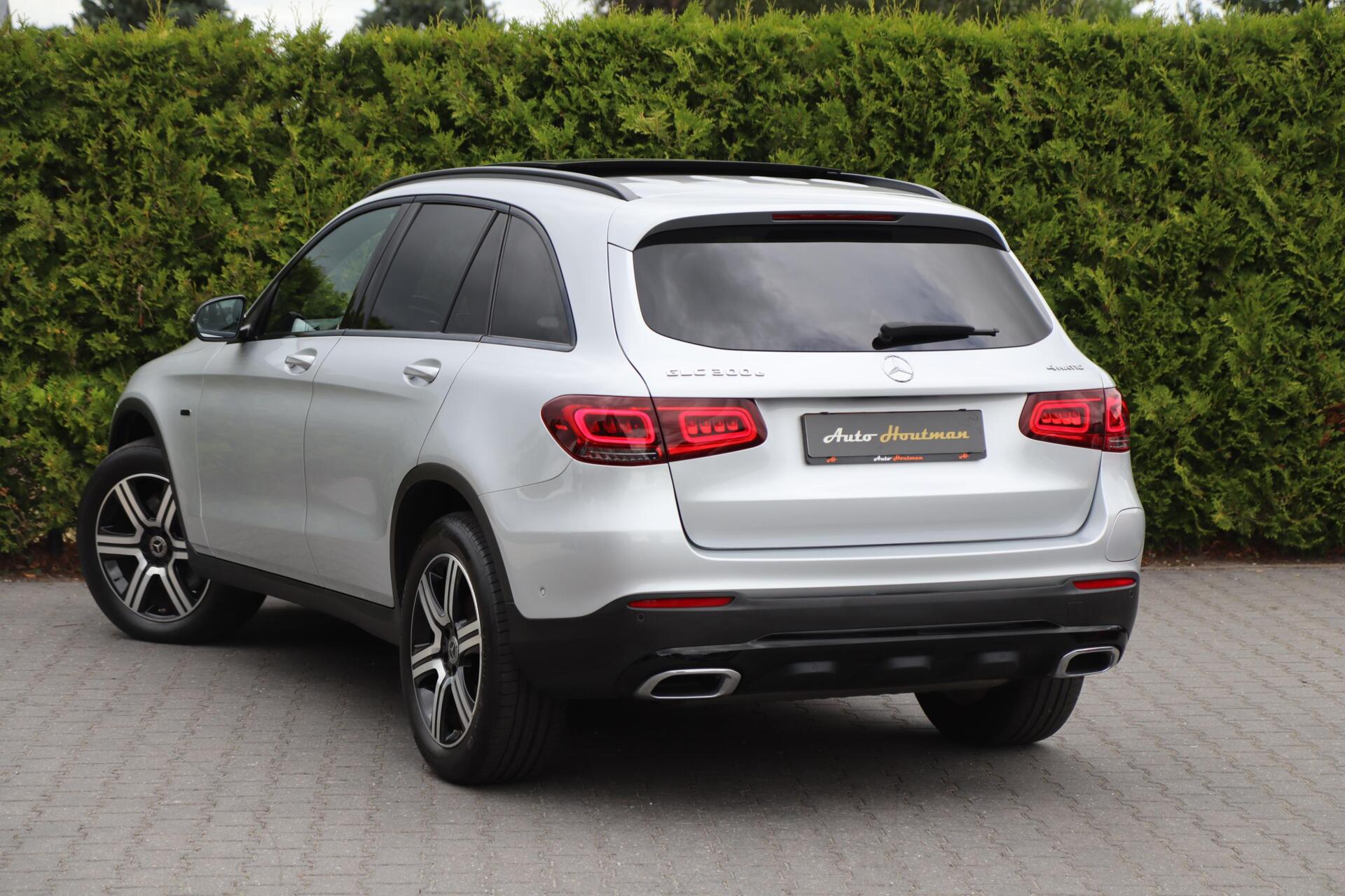 Foto van Mercedes-Benz GLC 300 E 4Matic
