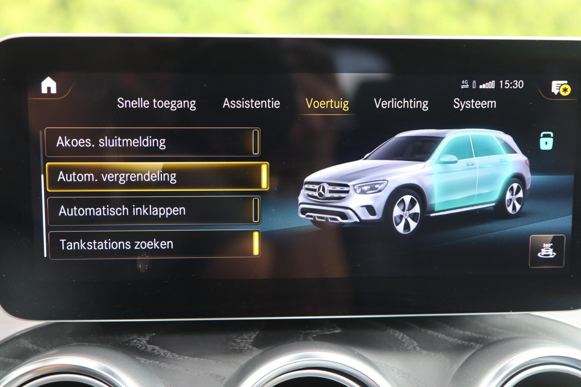 Foto van Mercedes-Benz GLC 300 E 4Matic