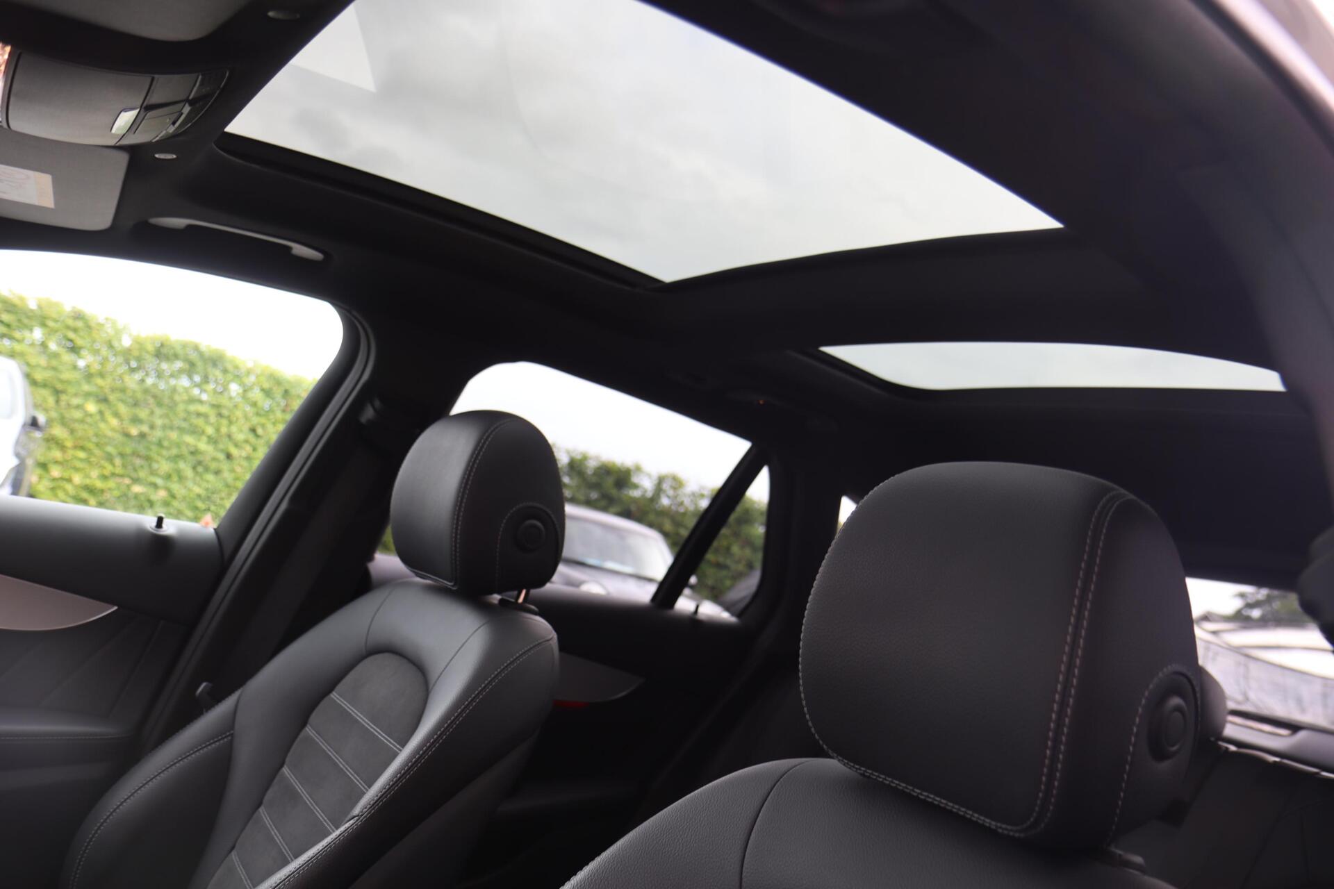 Foto van Mercedes-Benz GLC 300 E 4Matic