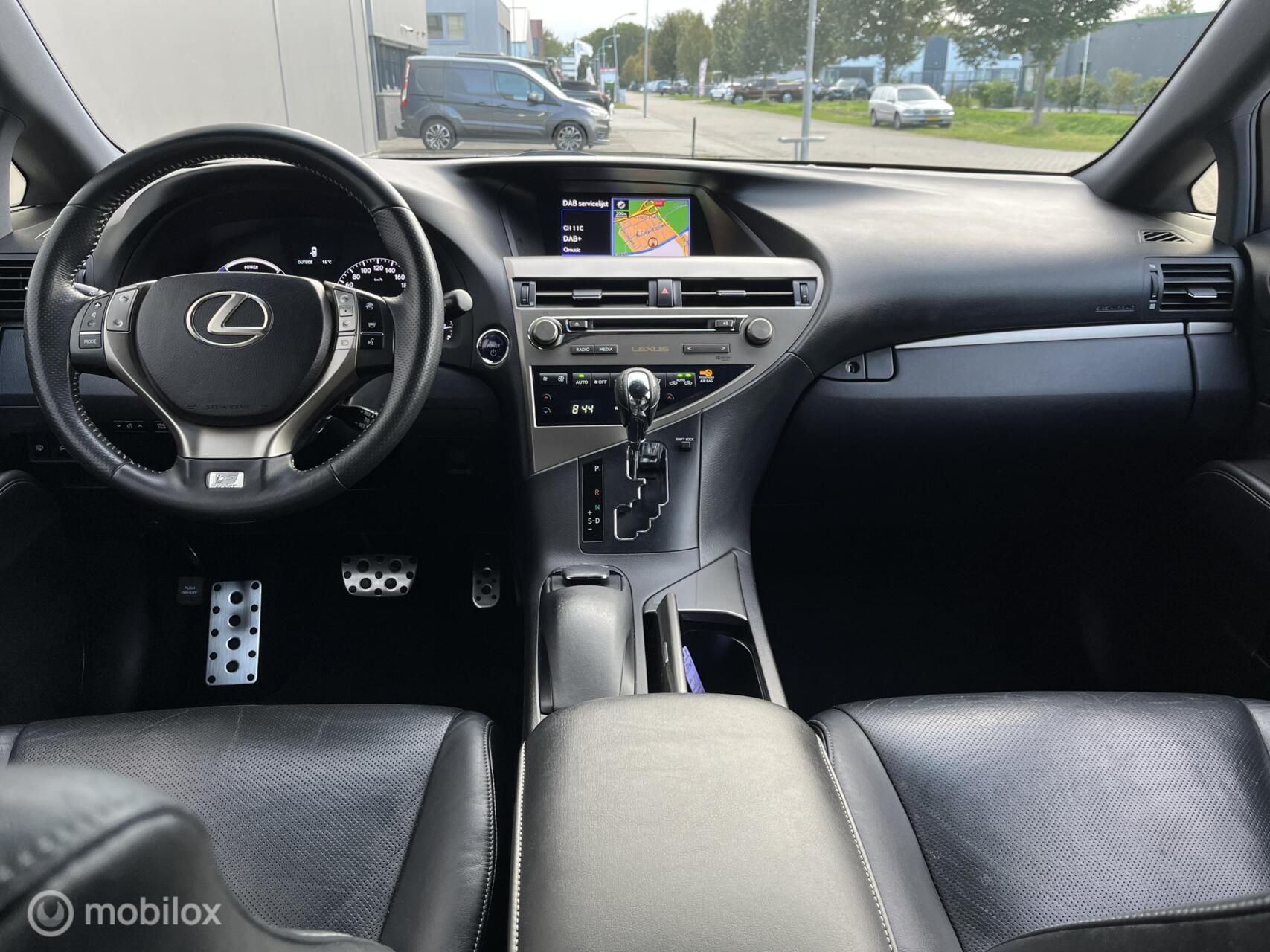 Foto van Lexus Lexus Rx450h
