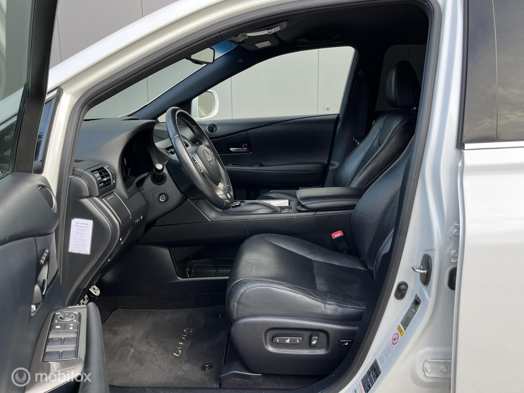 Foto van Lexus Lexus Rx450h
