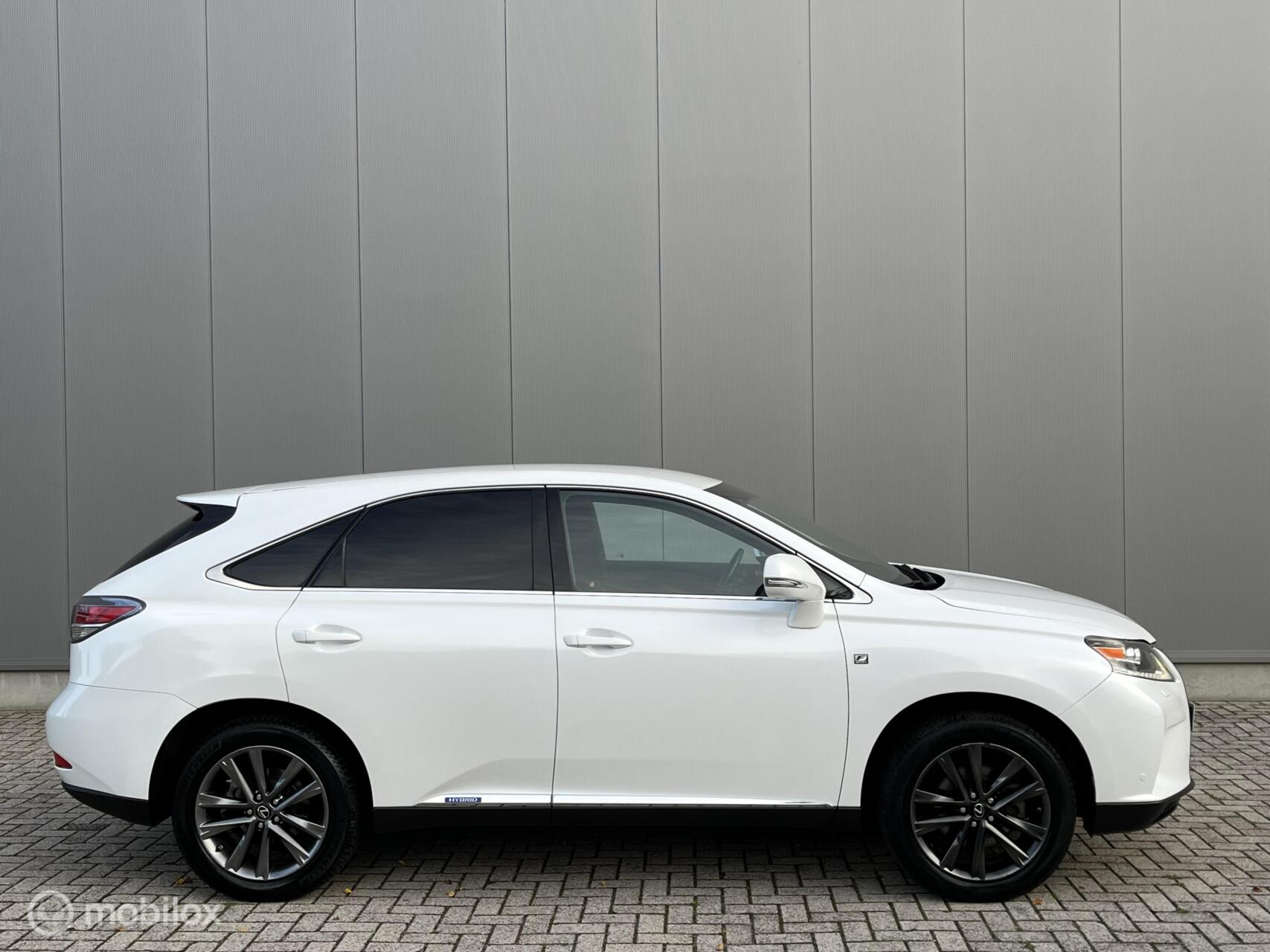 Foto van Lexus Lexus Rx450h