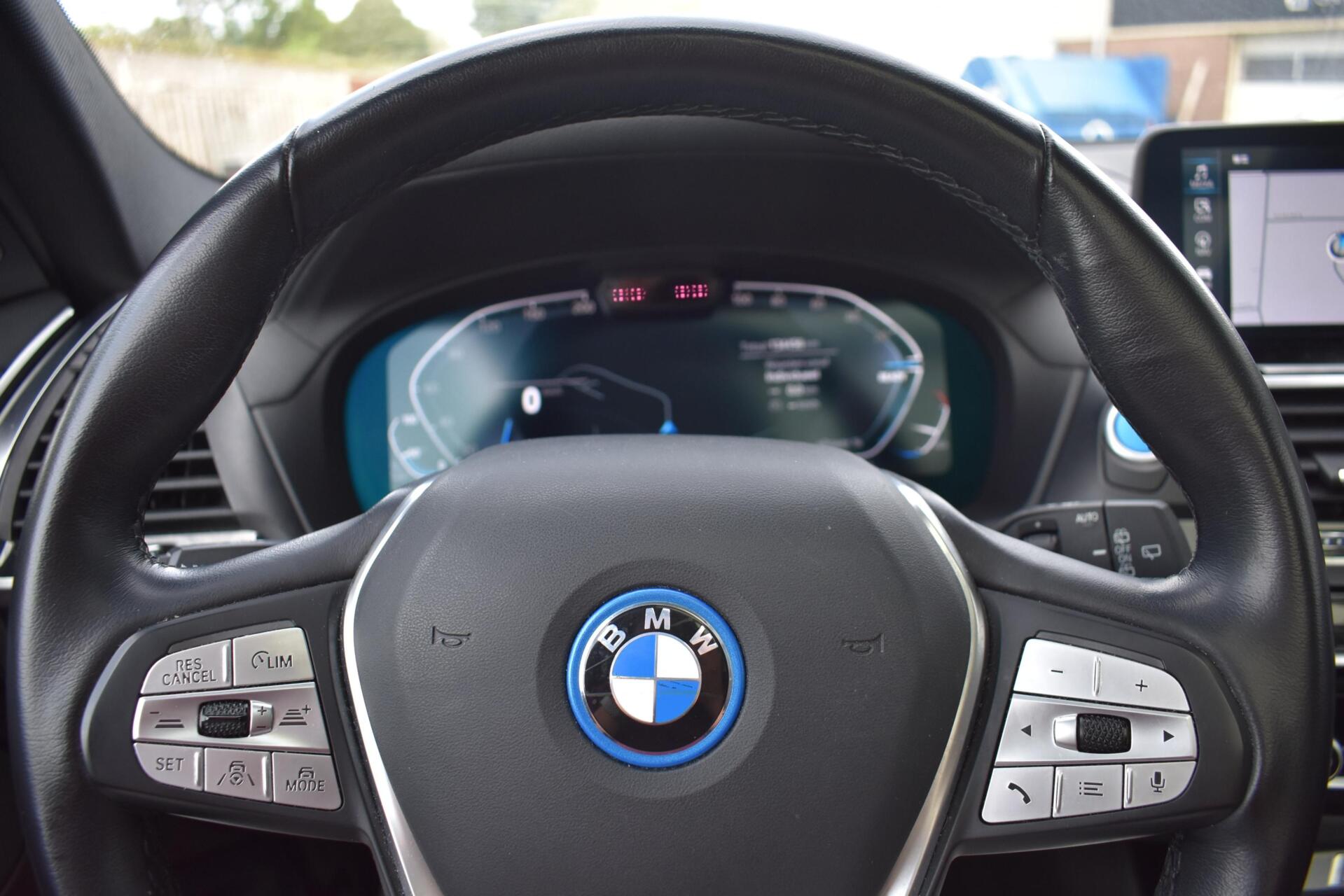 Foto van BMW Ix3
