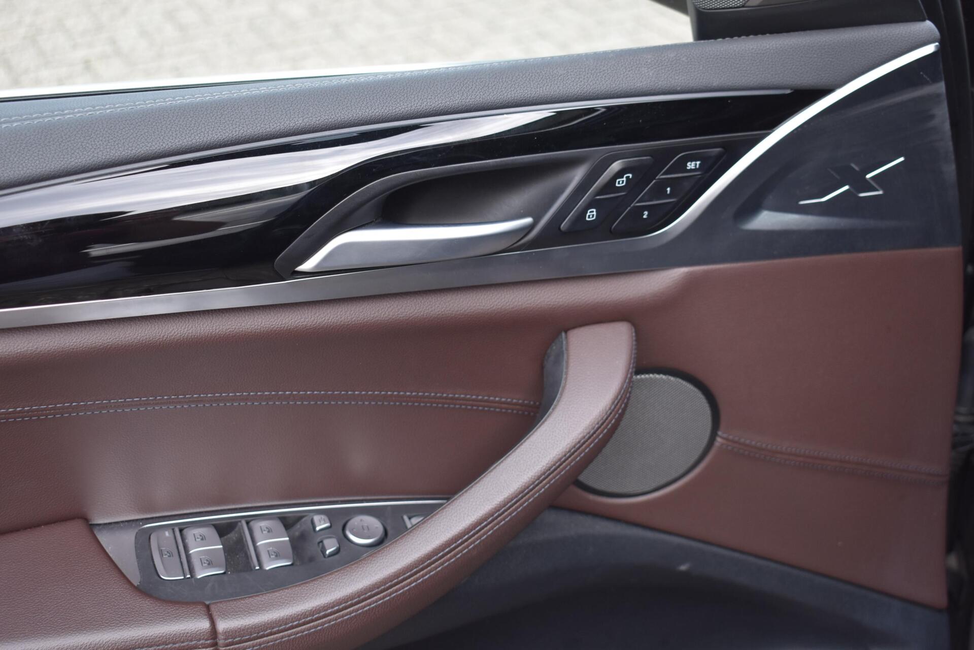 Foto van BMW Ix3