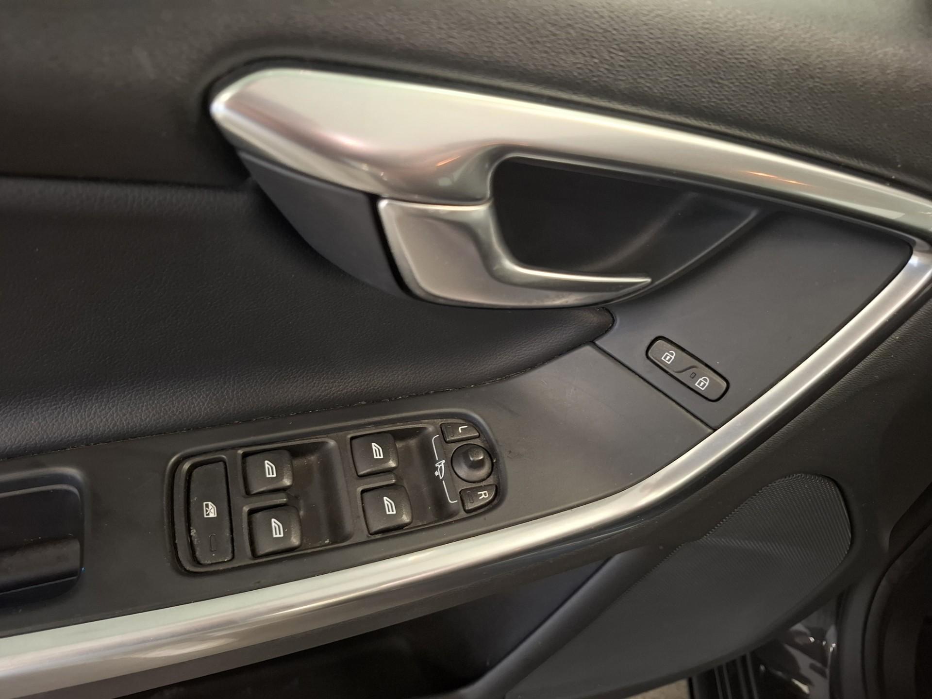 Foto van Volvo V60 Twin Engine