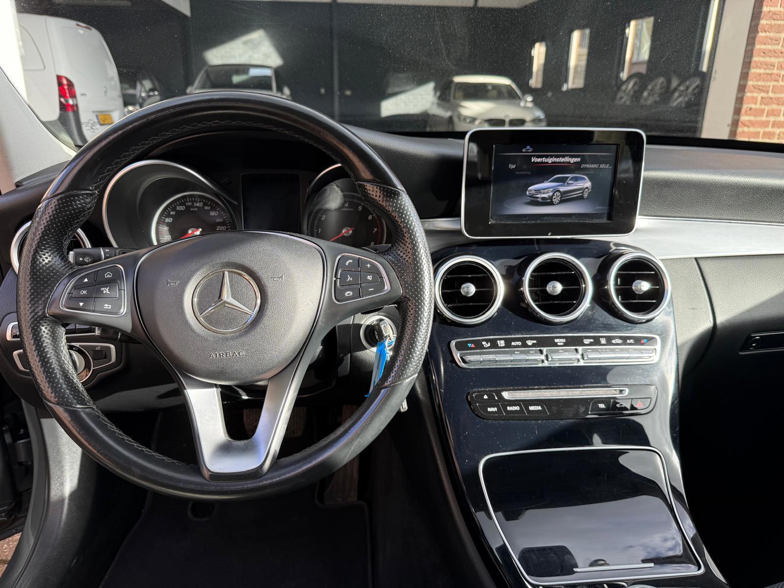 Foto van Mercedes-Benz C 350 E