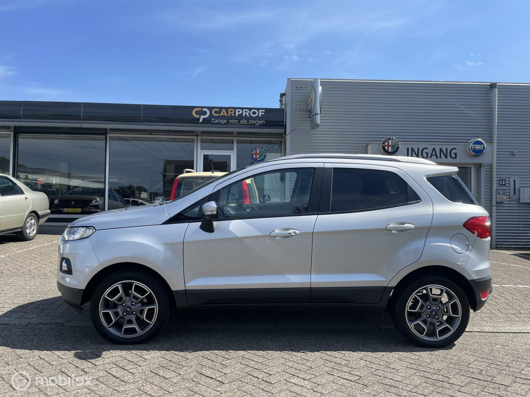 Ford Ecosport 1.0 125pk Titanium Dealer onderhouden 2017 - voorkant