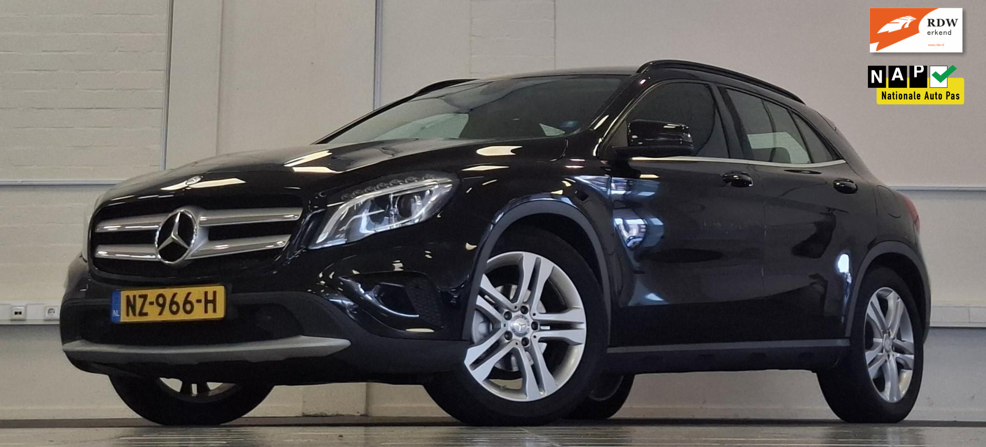 Mercedes-Benz Gla 200 200 Edition 1 Automaat Navi Xenon Leder Mooi! 2014 - voorkant