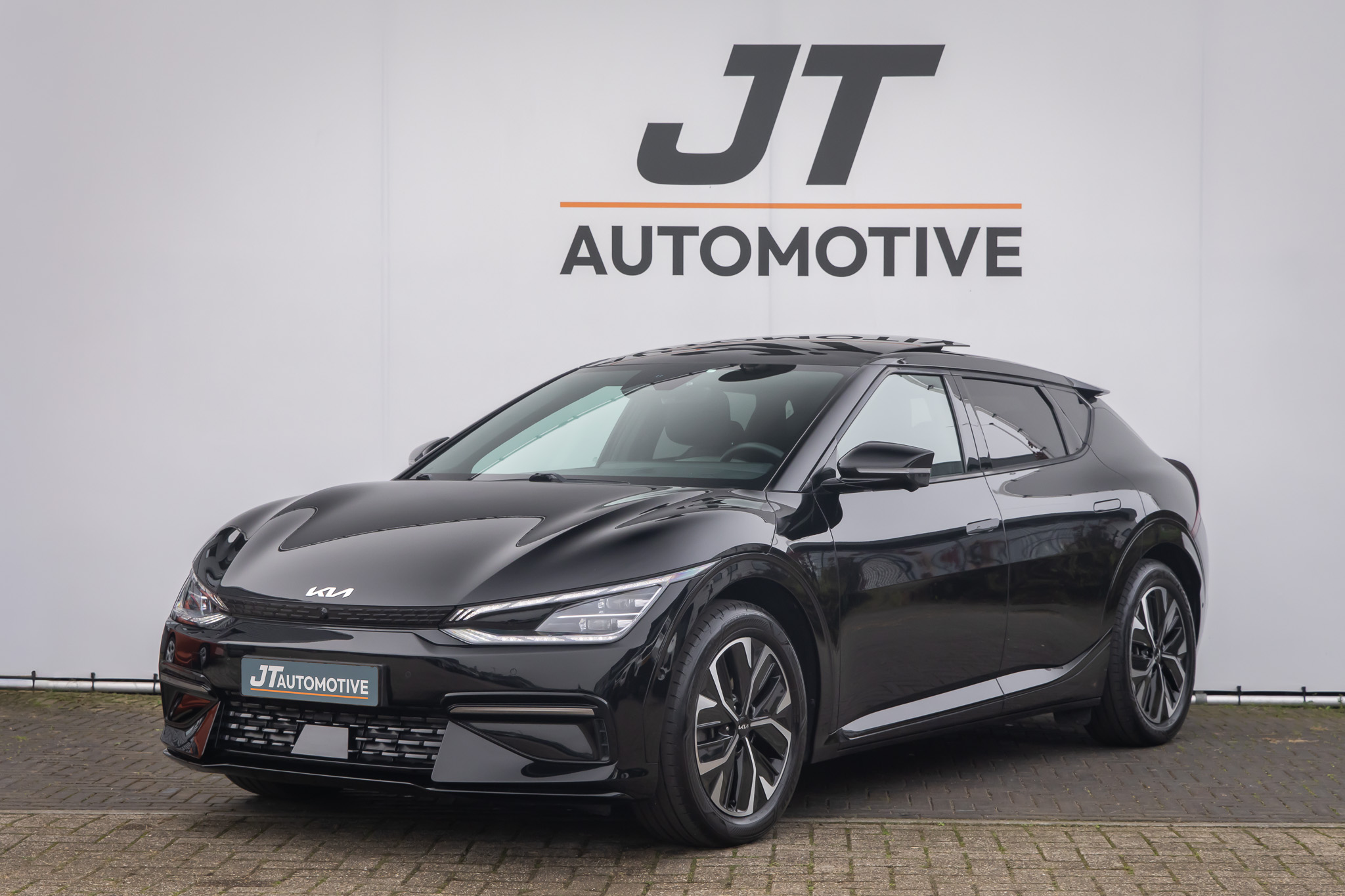 Kia Ev6 GT-Line 77.4 kWh NLAuto | Panoramadak | memory stoel | Elektrische kofferbak | Meridian audio | Stoelverwarming | Stuurverwarmin 2022 - voorkant