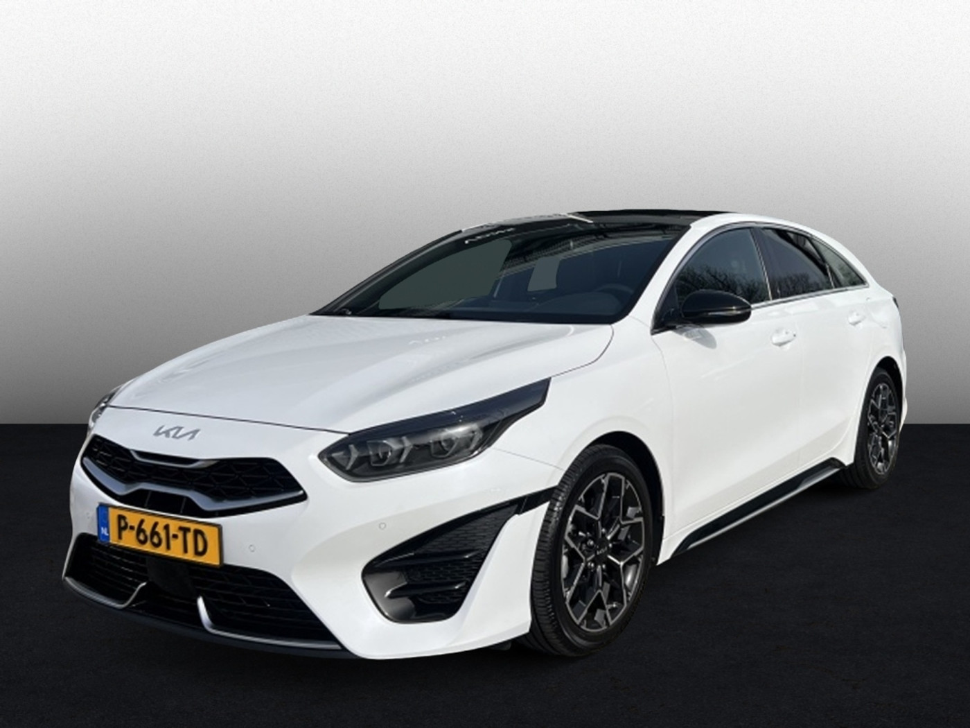Kia Proceed 1.0 T-GDi GT-PlusLine Pano, Stoelverwarming, Camera 2022 - voorkant