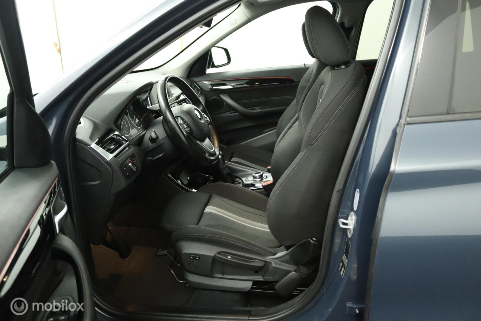 Foto van BMW X1 Sdrive18i