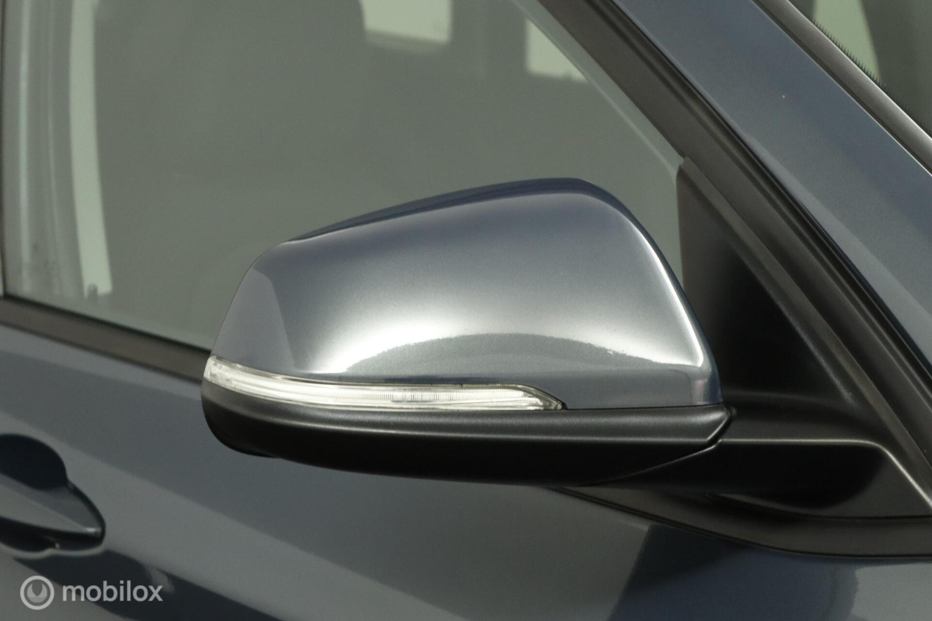 Foto van BMW X1 Sdrive18i