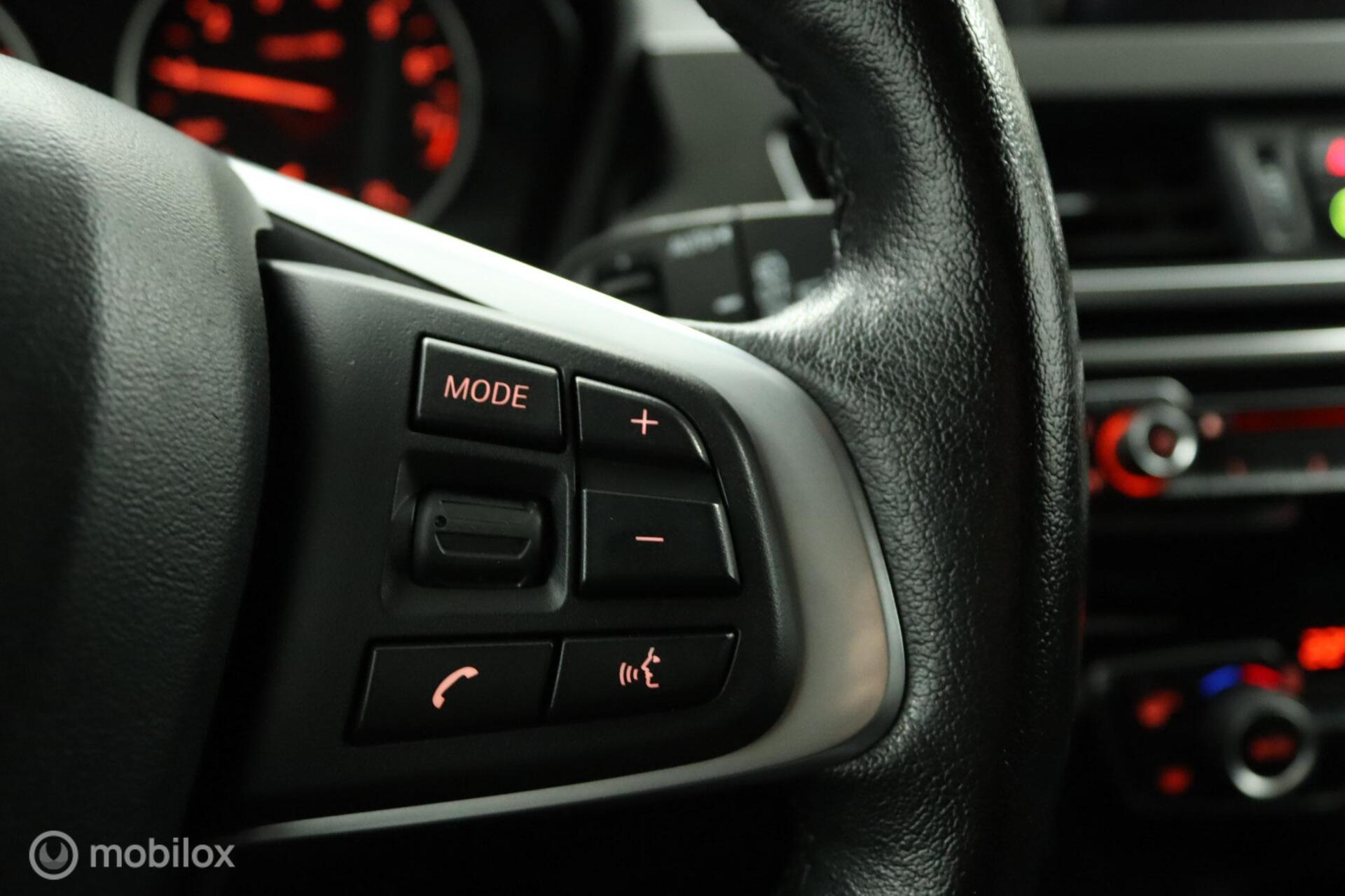 Foto van BMW X1 Sdrive18i