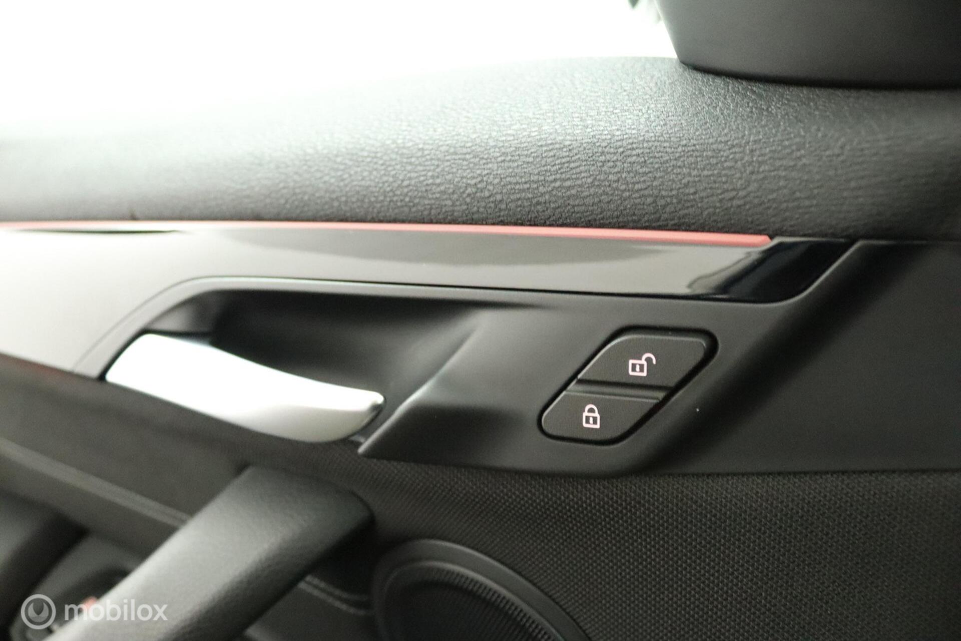 Foto van BMW X1 Sdrive18i