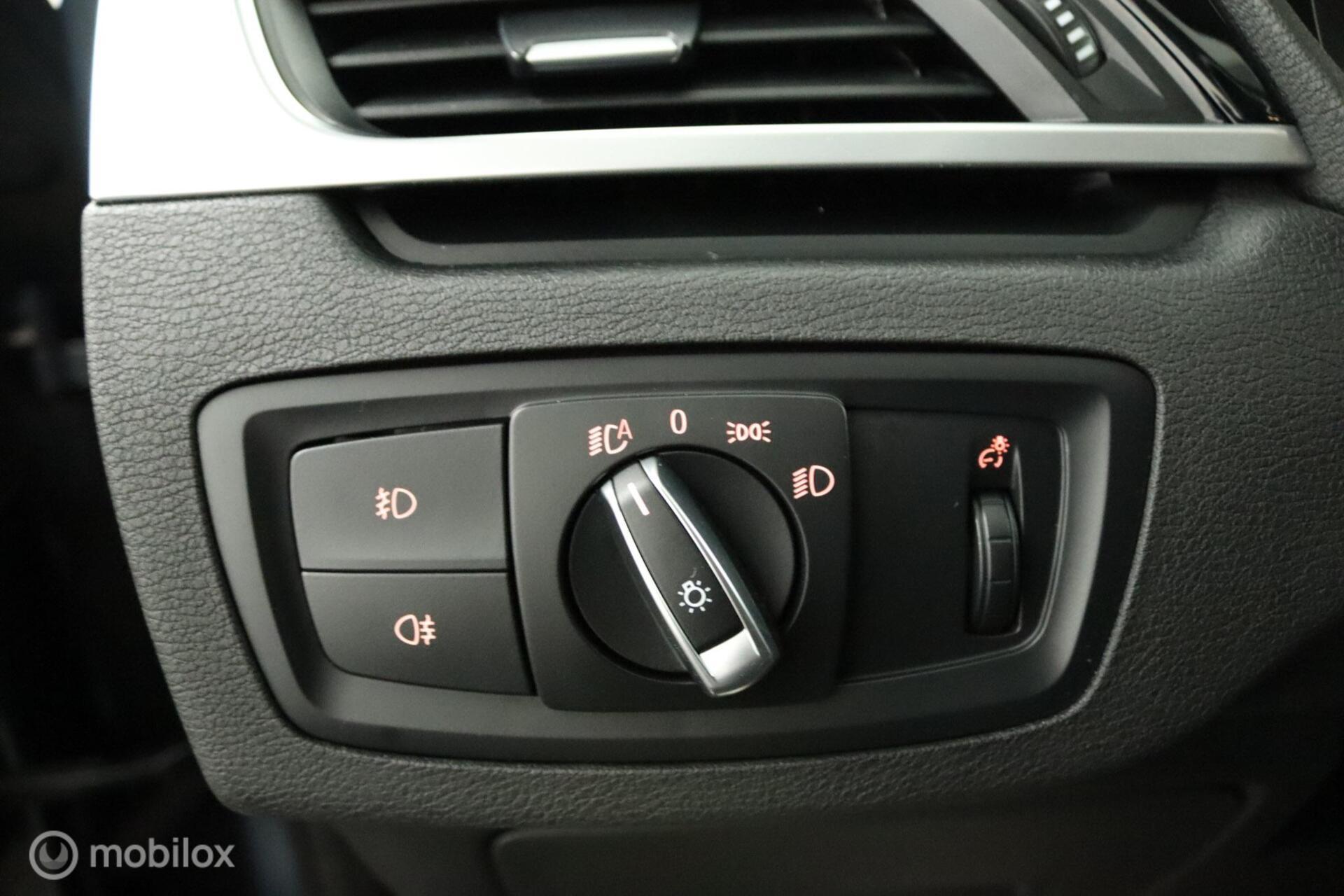 Foto van BMW X1 Sdrive18i