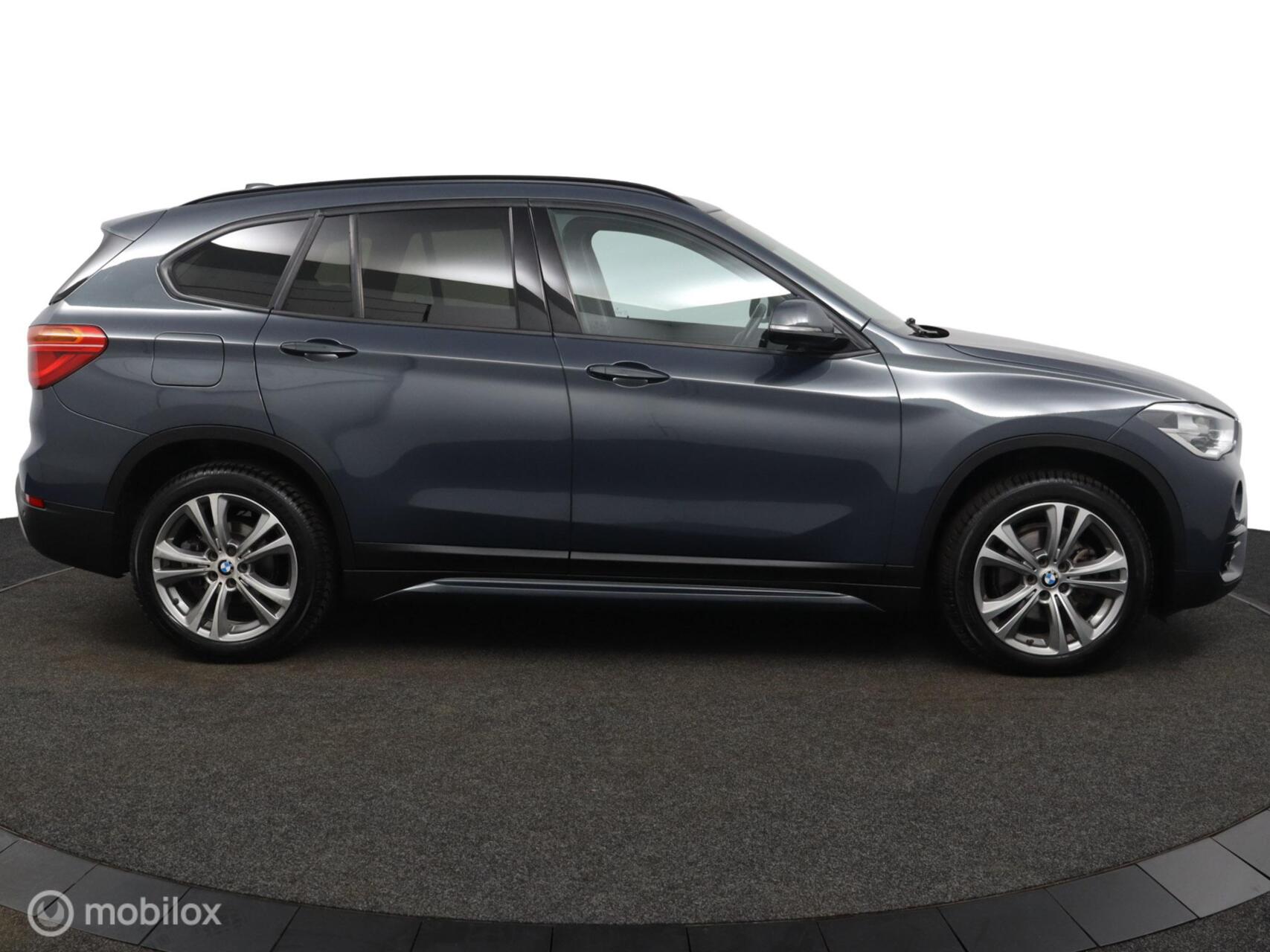 Foto van BMW X1 Sdrive18i