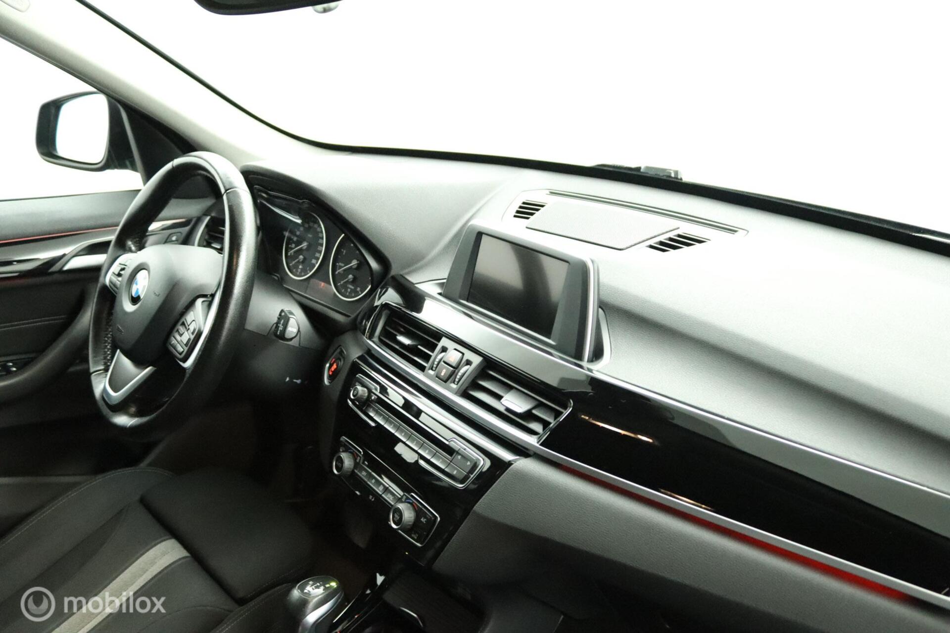 Foto van BMW X1 Sdrive18i