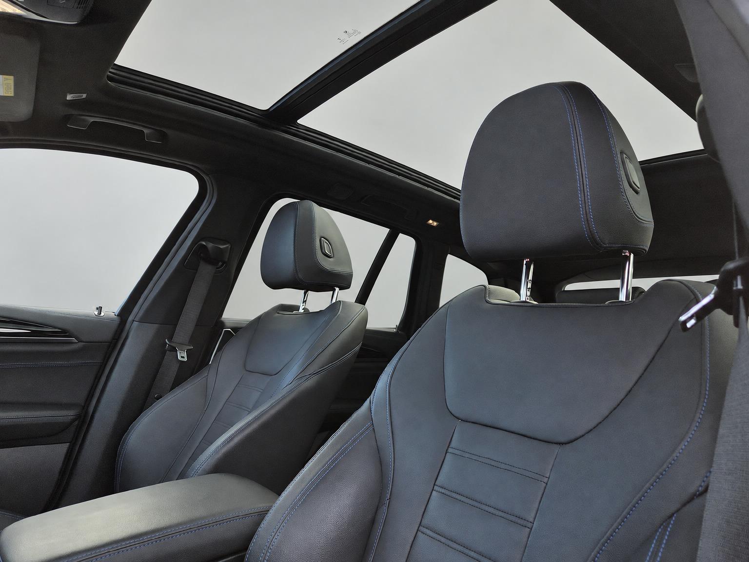 Foto van BMW Ix3
