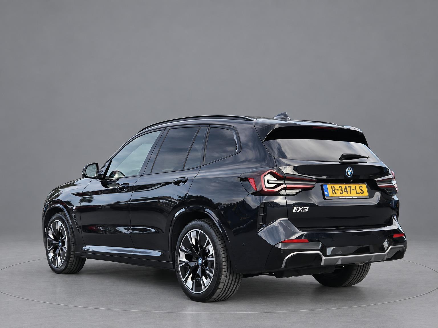 Foto van BMW Ix3