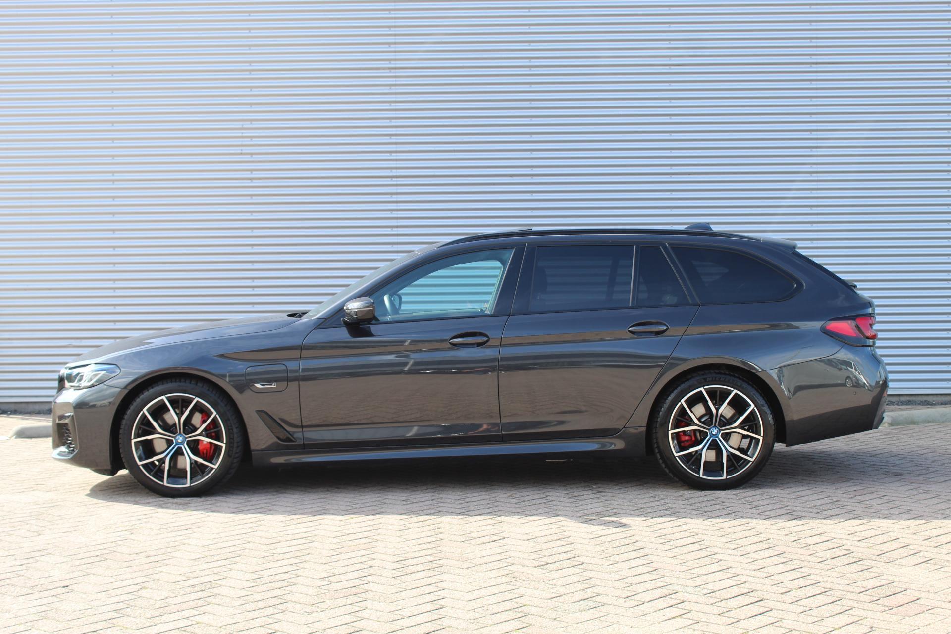 Foto van BMW 530e