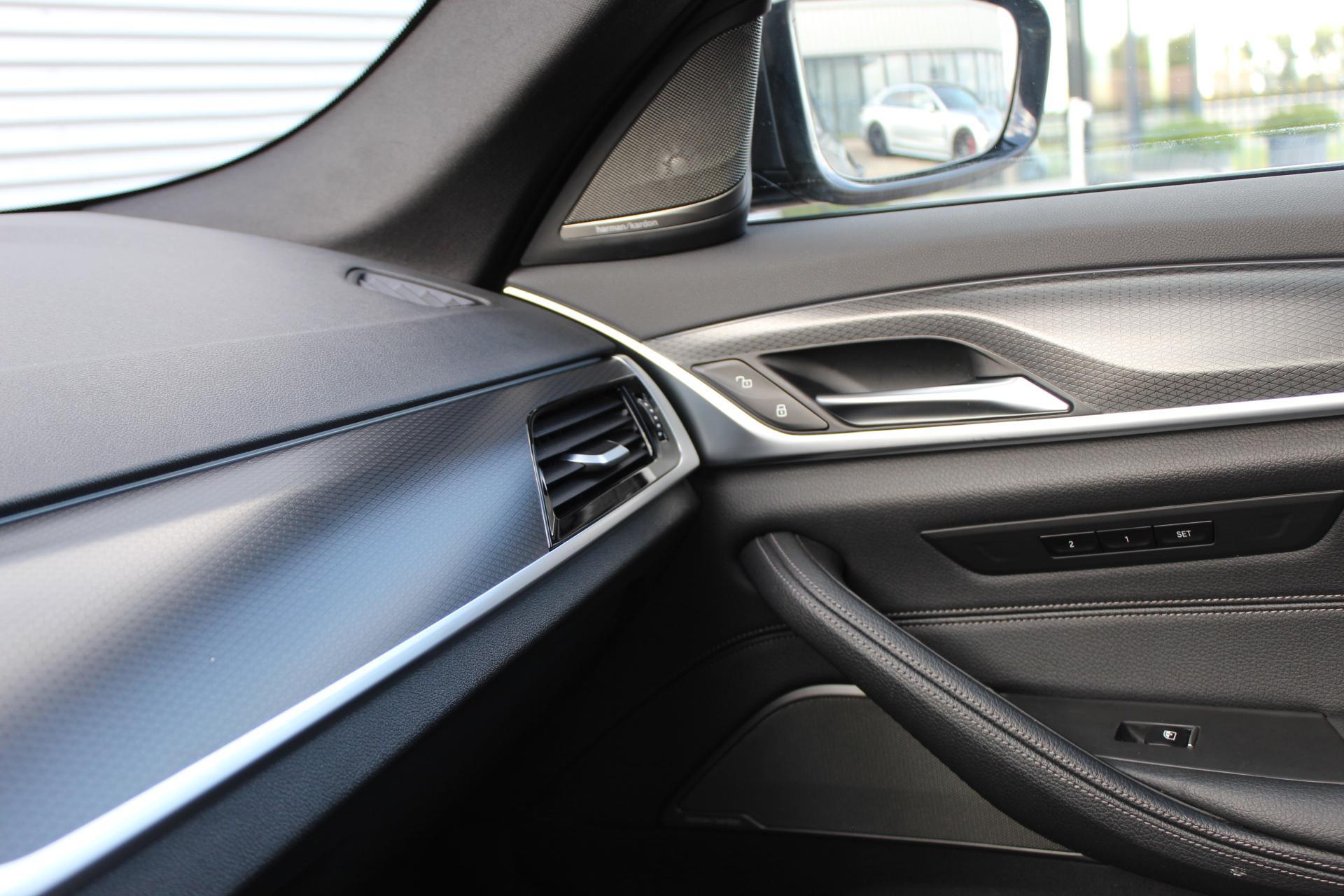 Foto van BMW 530e