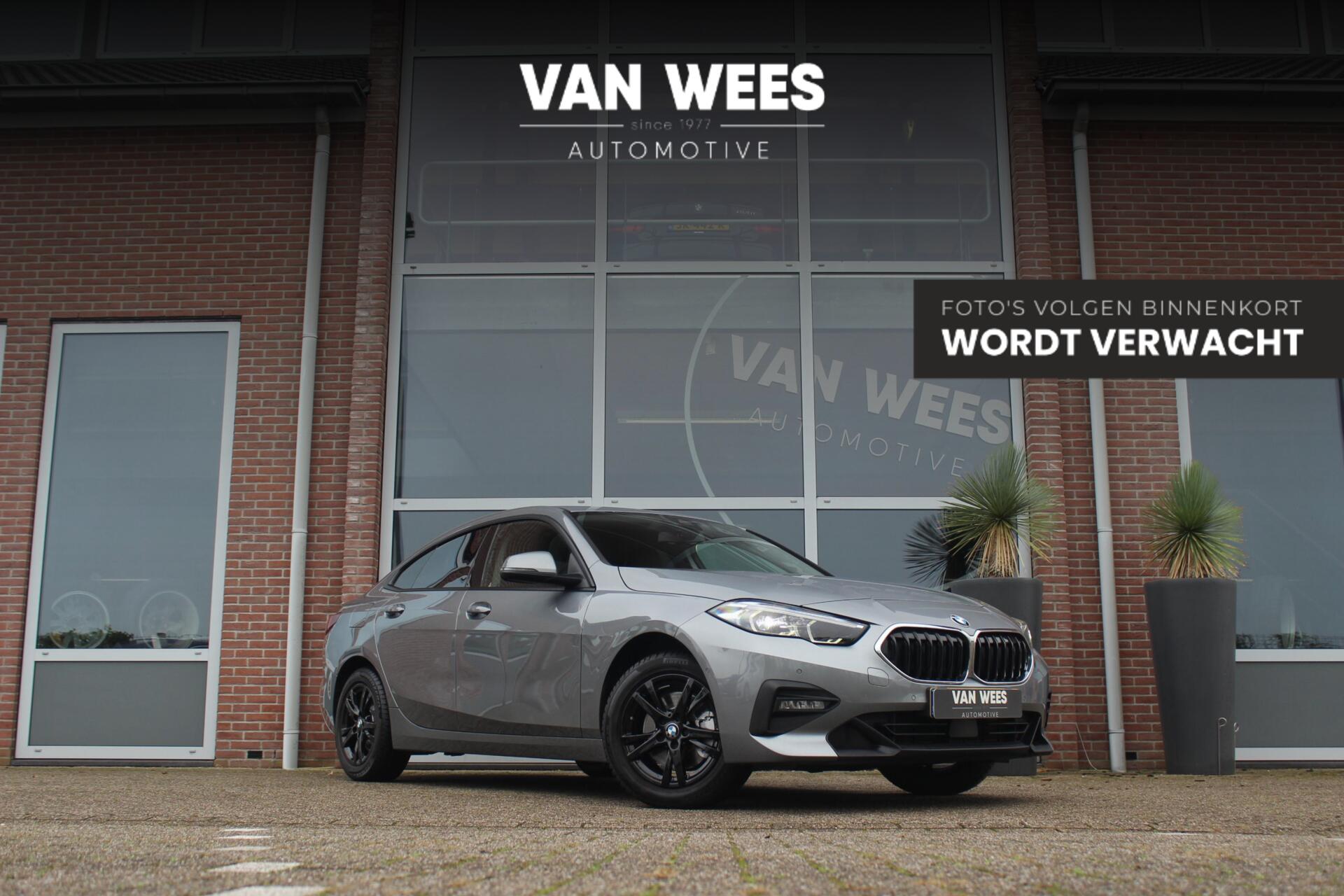 BMW 218i 218i Business Edition Plus | 1e eigenaar | Origineel NL | HiFi audio | Active Guard Plus | Cruise control | Sportstuur | DAB | Stoelverwarming | PDC | Trekhaak 2022 - voorkant