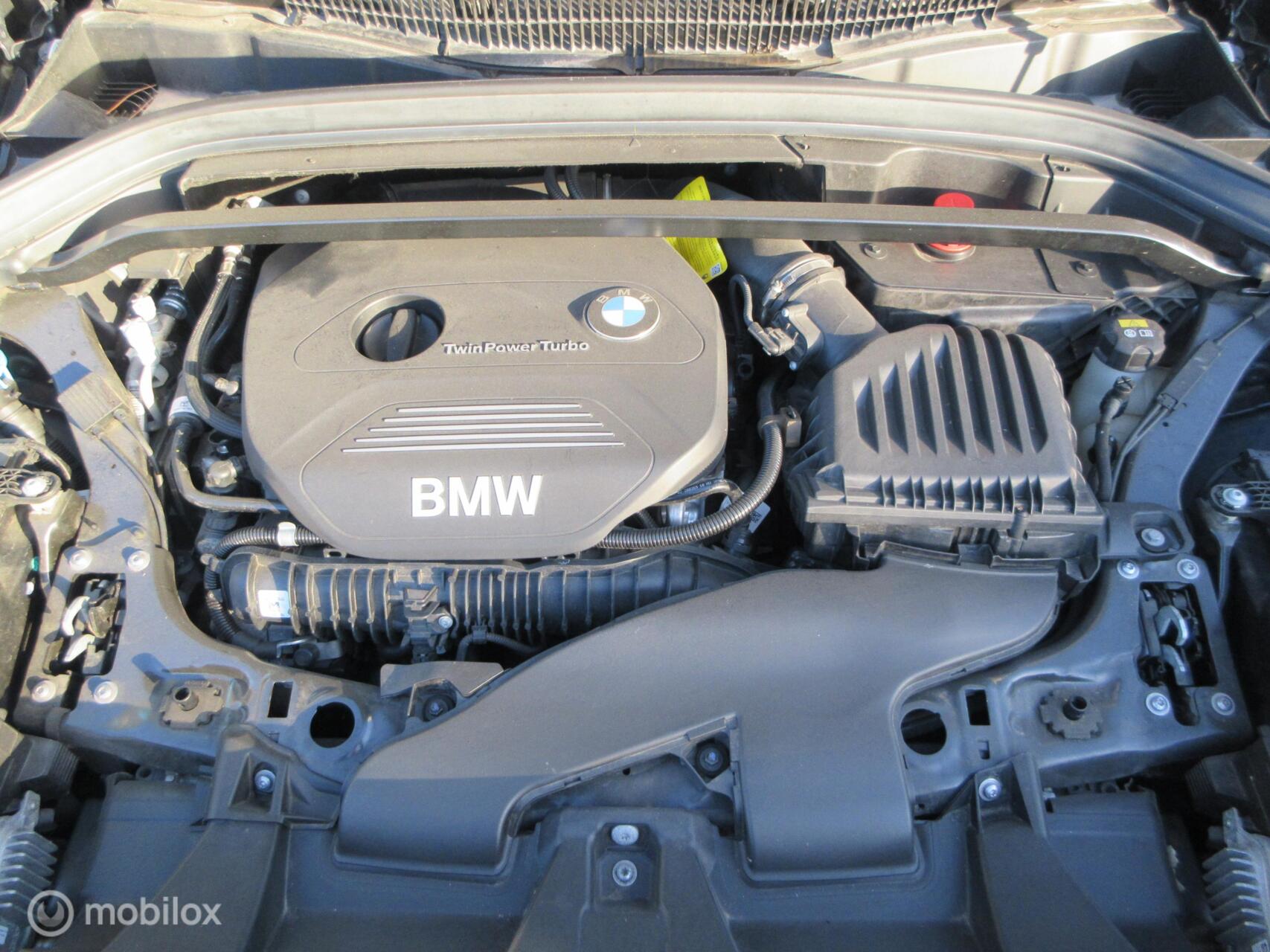 Foto van BMW X1 Xdrive20i