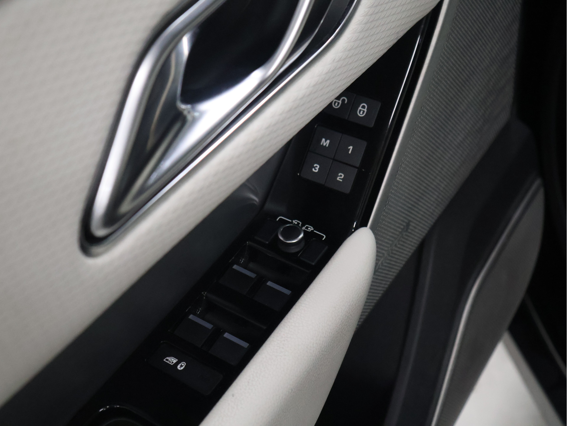 Foto van Land Rover Range Rover Velar