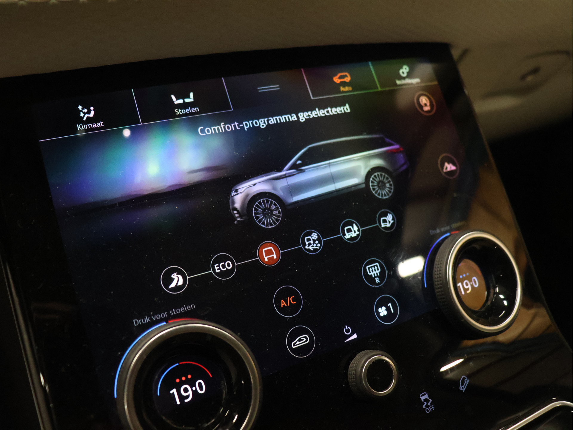 Foto van Land Rover Range Rover Velar