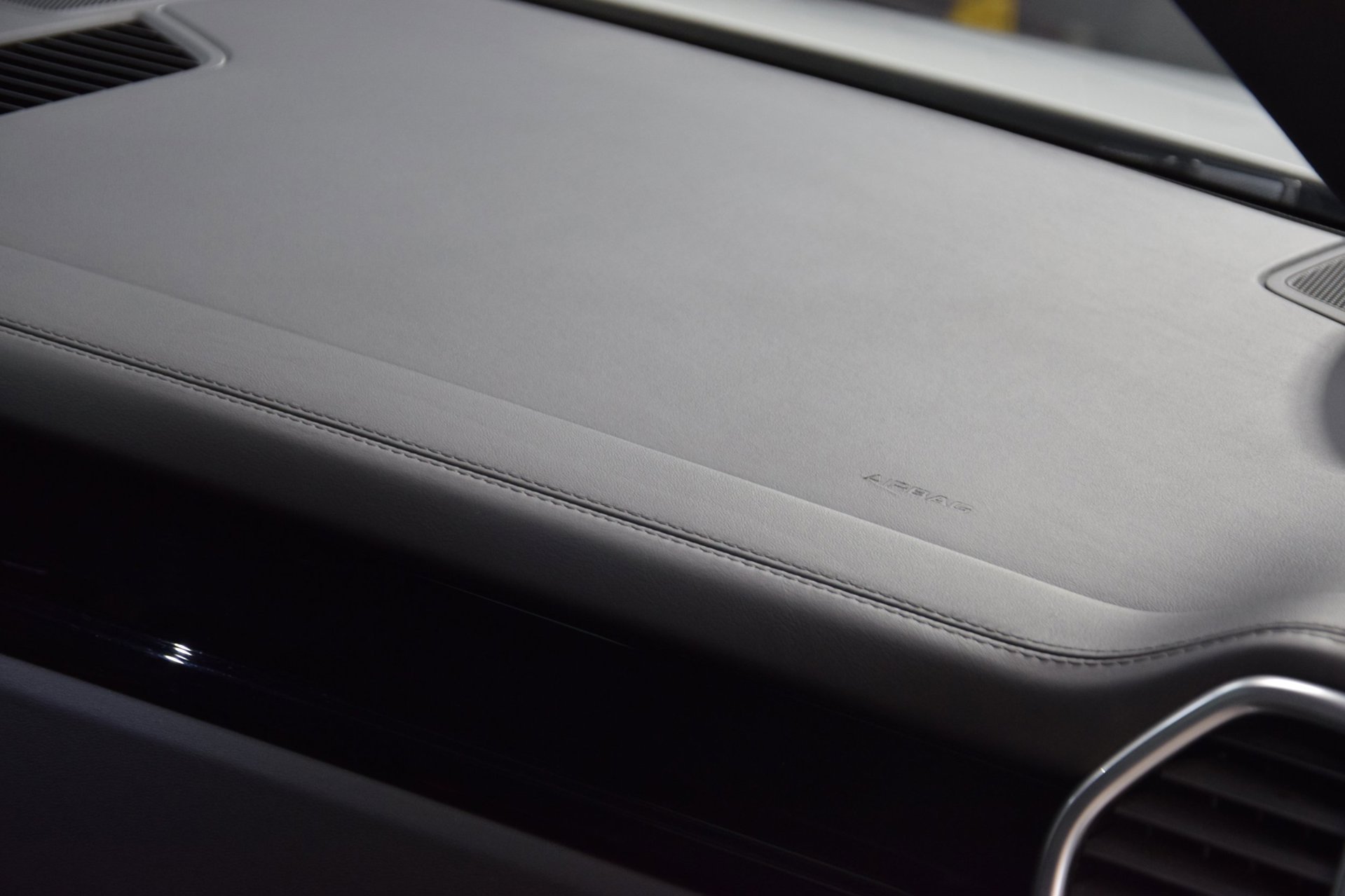 Foto van Porsche Cayenne E-hybrid