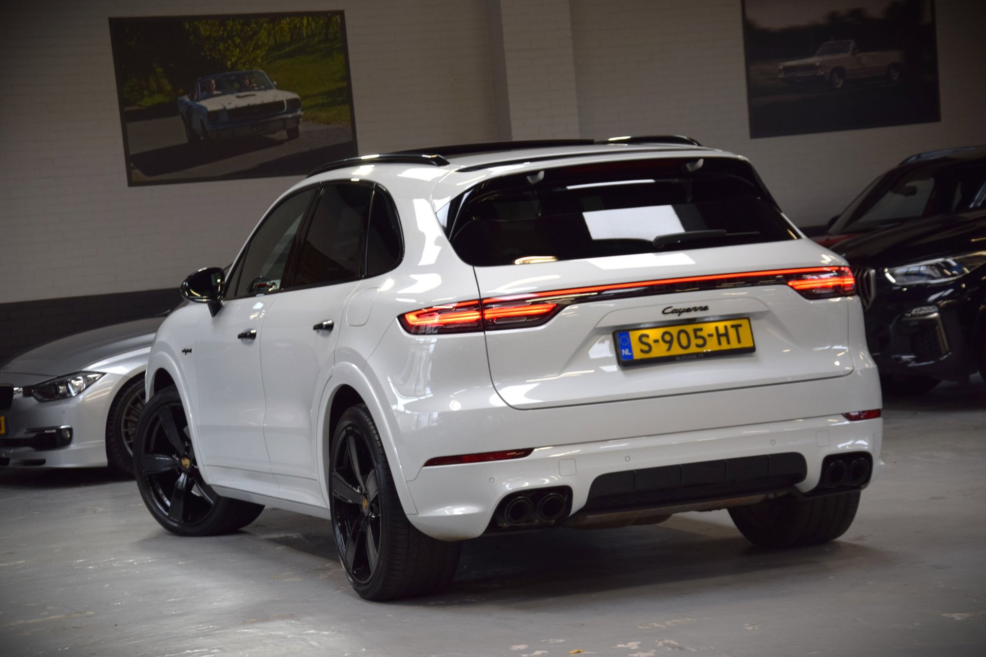 Foto van Porsche Cayenne E-hybrid