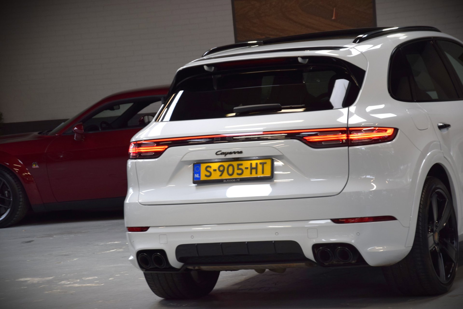 Foto van Porsche Cayenne E-hybrid